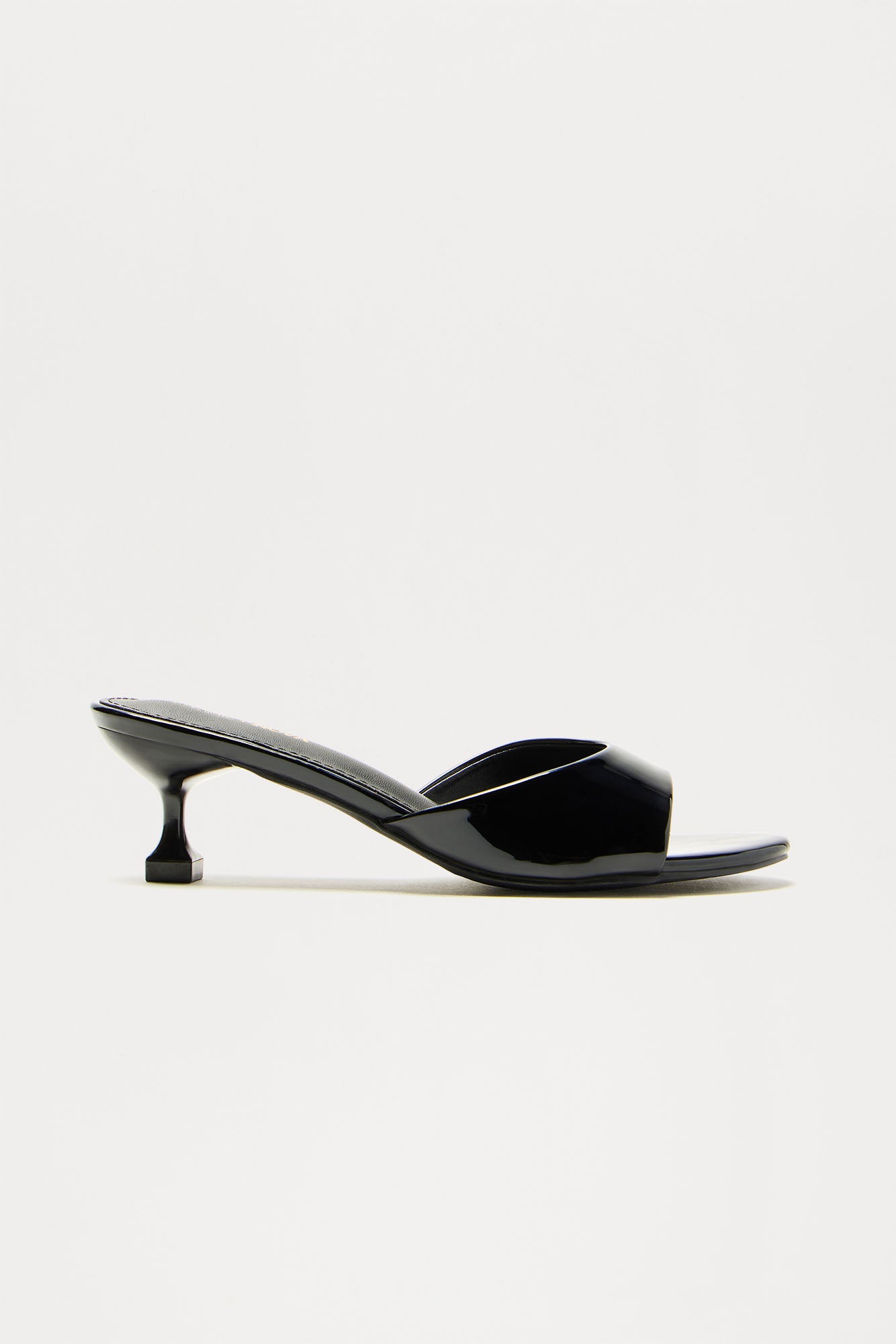 Honey Kitten Heels - Black