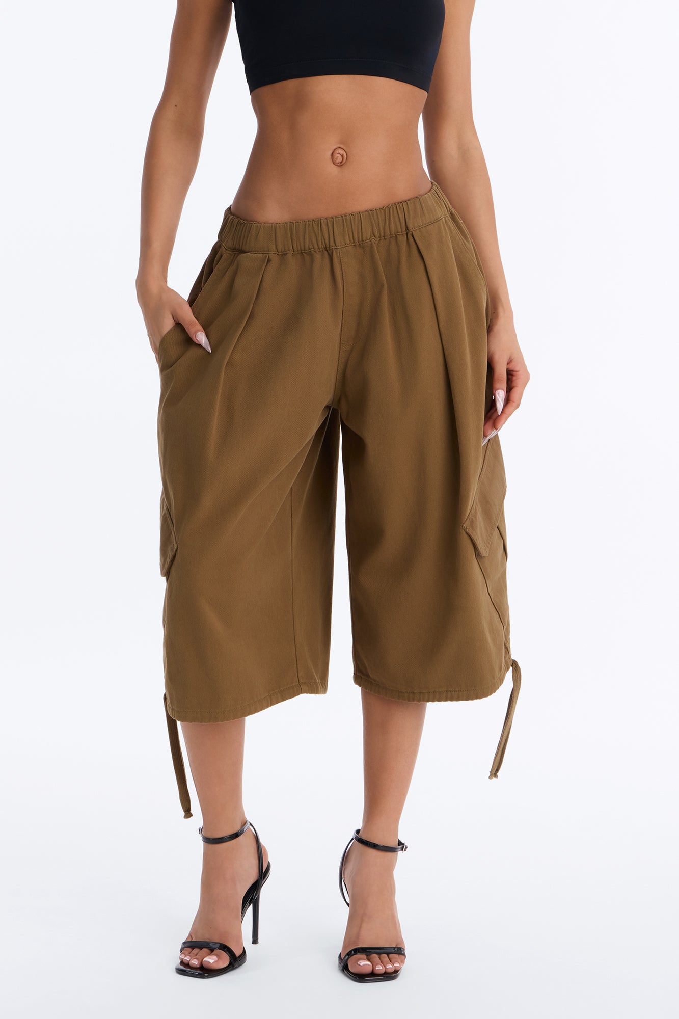 Carter Twill Cargo Bubble Hem Bermuda Short - Olive