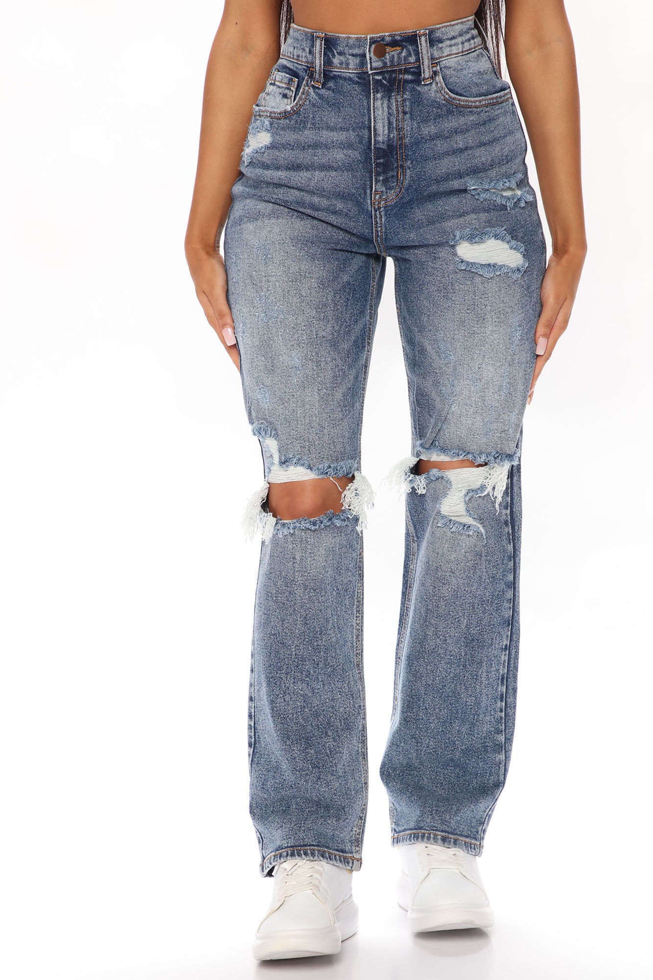 Go Off Boyfriend Distressed Jeans - Medium Blue Wash