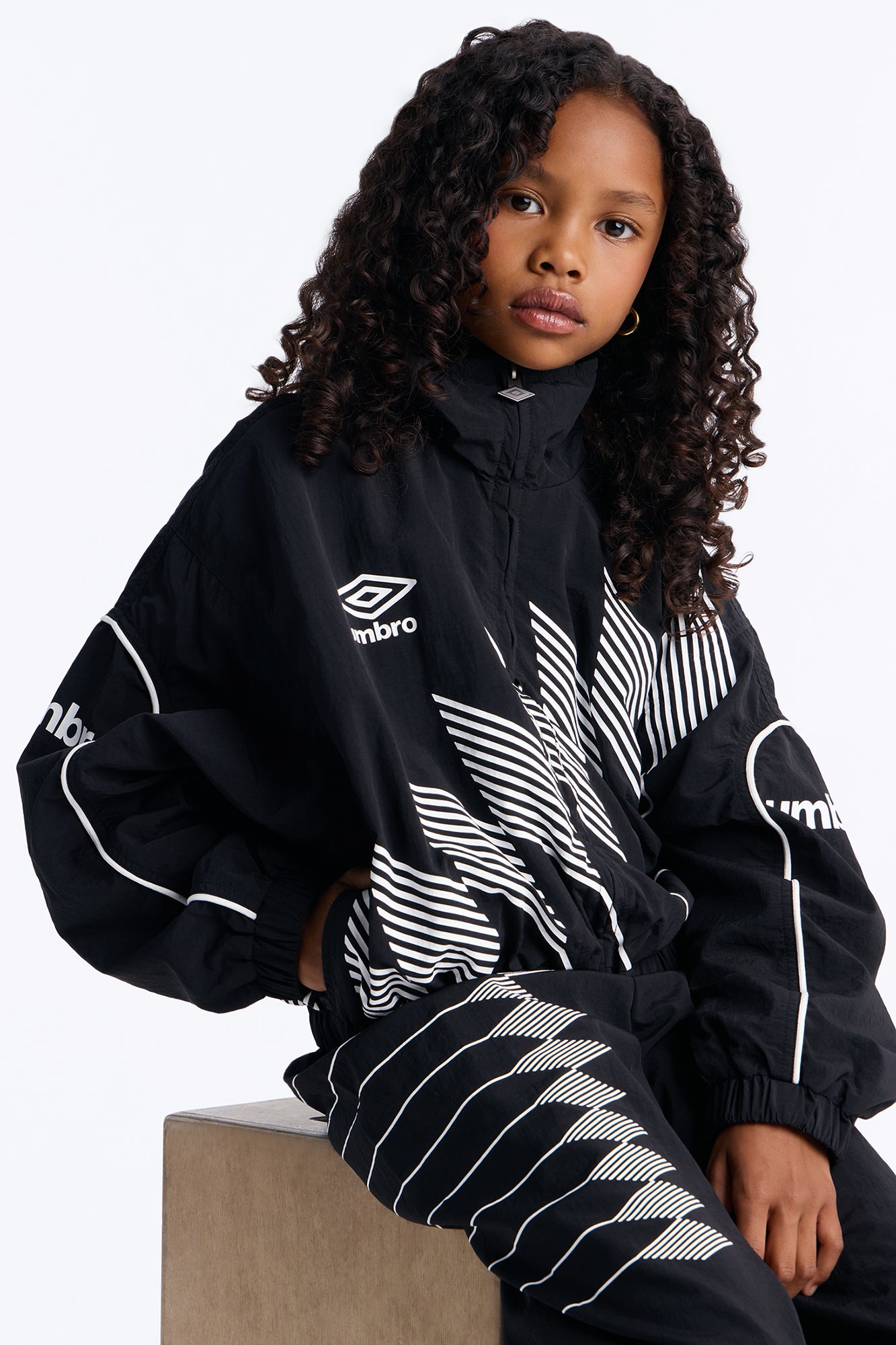 Mini Umbro Windbreaker Cropped Jacket - Black