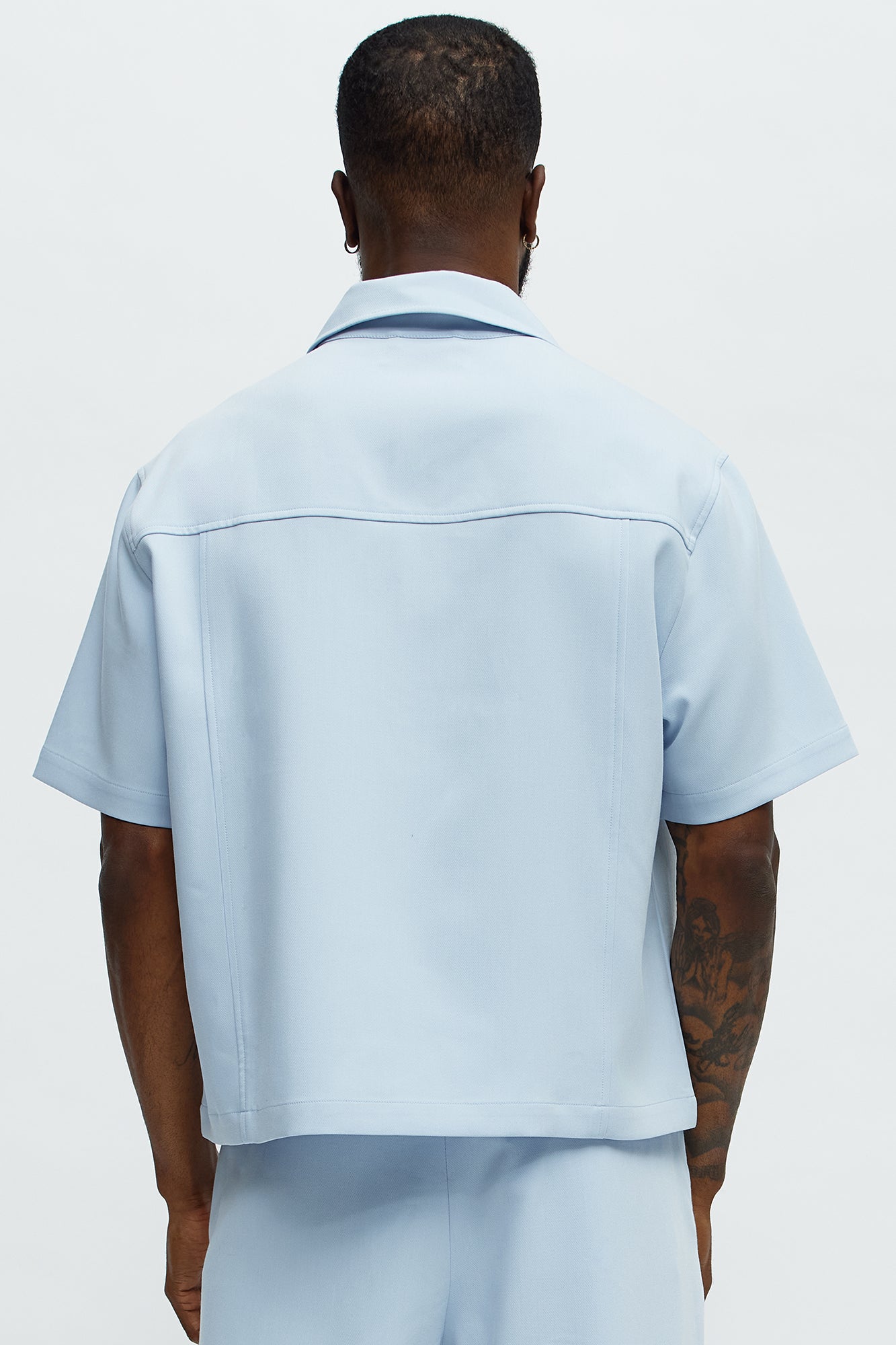 Cropped Ronan Weekender Button Up Shirt - Light Blue