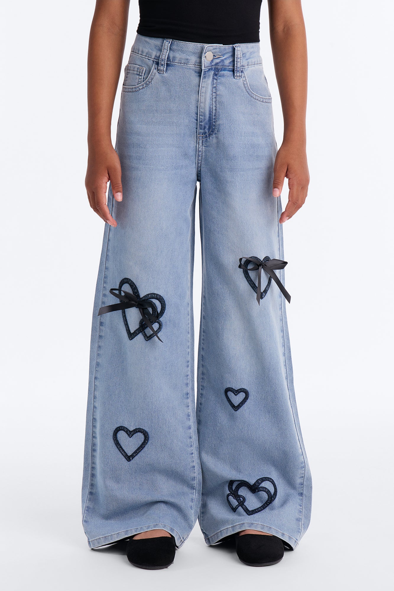 Mini No Drama Embroidered Wide Leg Jeans - Light Wash