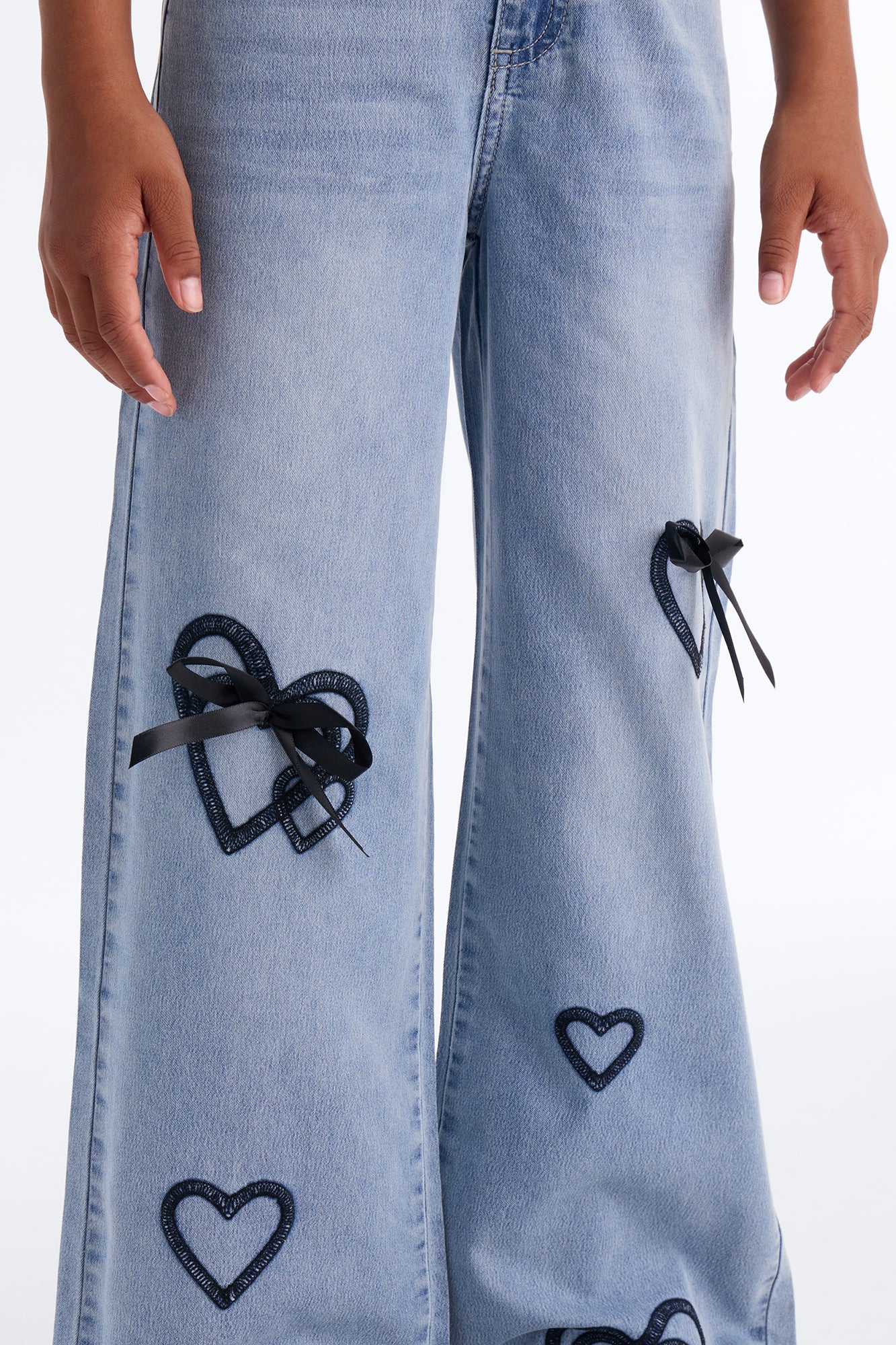 Mini No Drama Embroidered Wide Leg Jeans - Light Wash