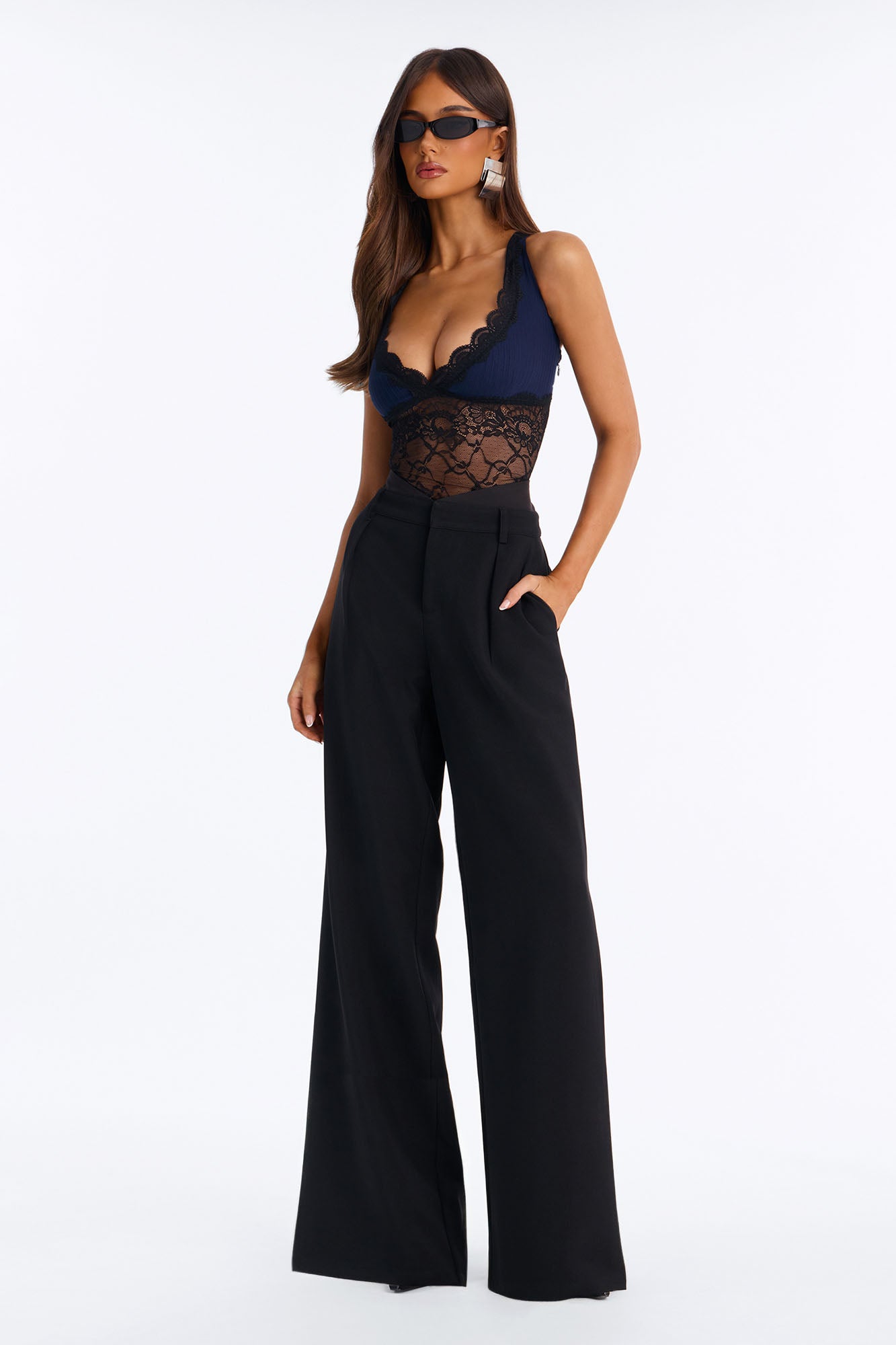 Serving Tea 'V' Waistband Trouser - Black