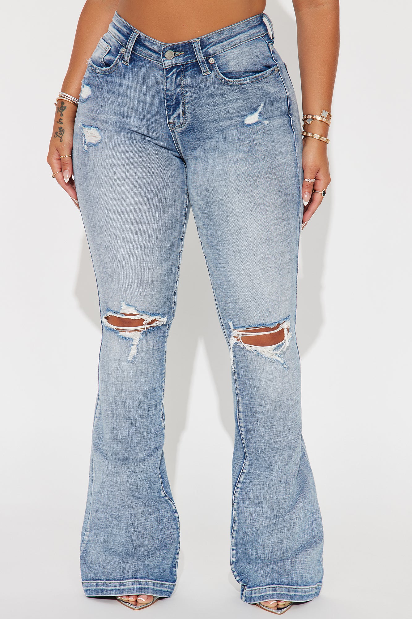 Key Figure Ripped Stretch Flare Jeans - Medium Wash