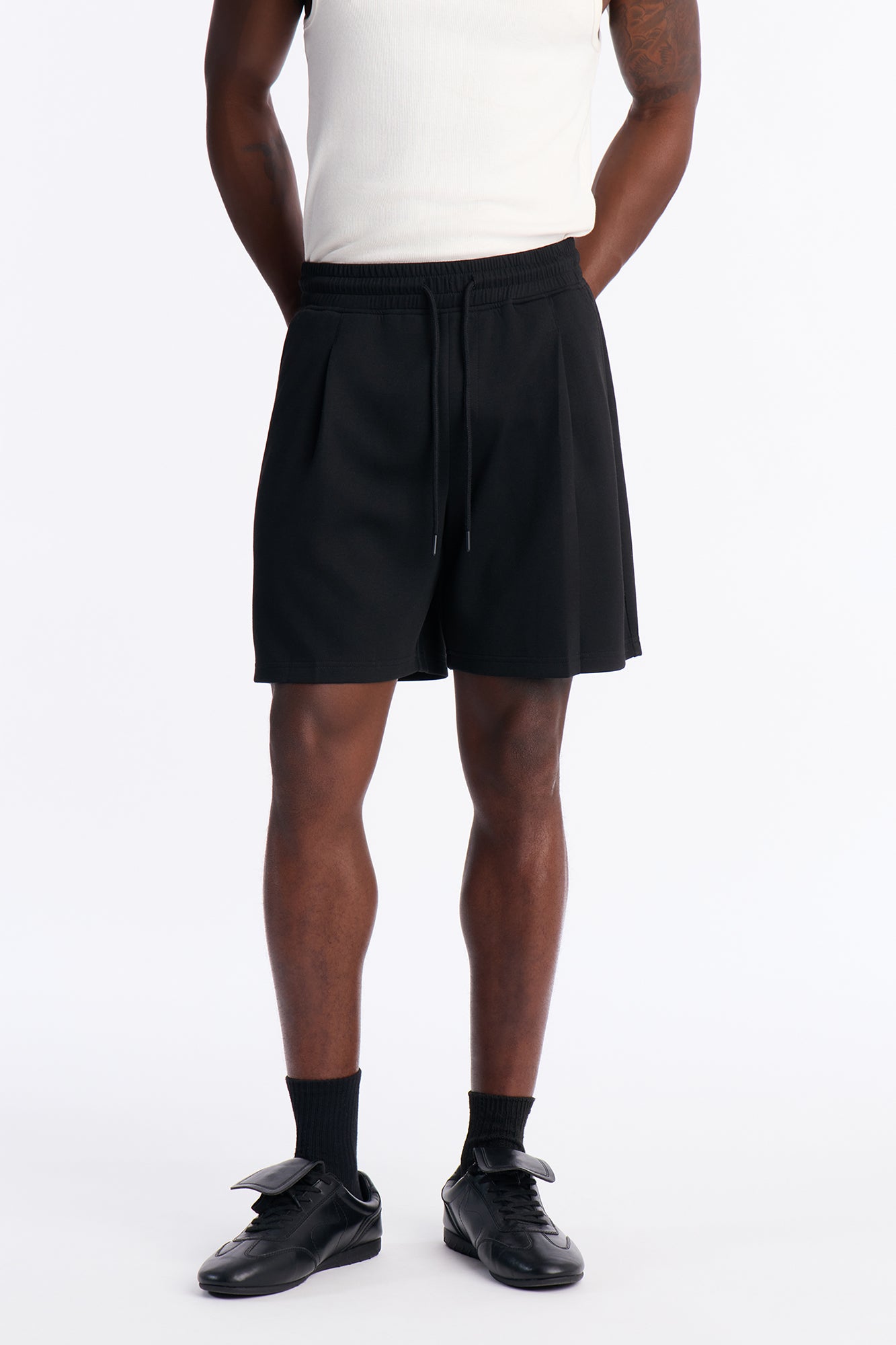 Savoy Pleated Short - Black