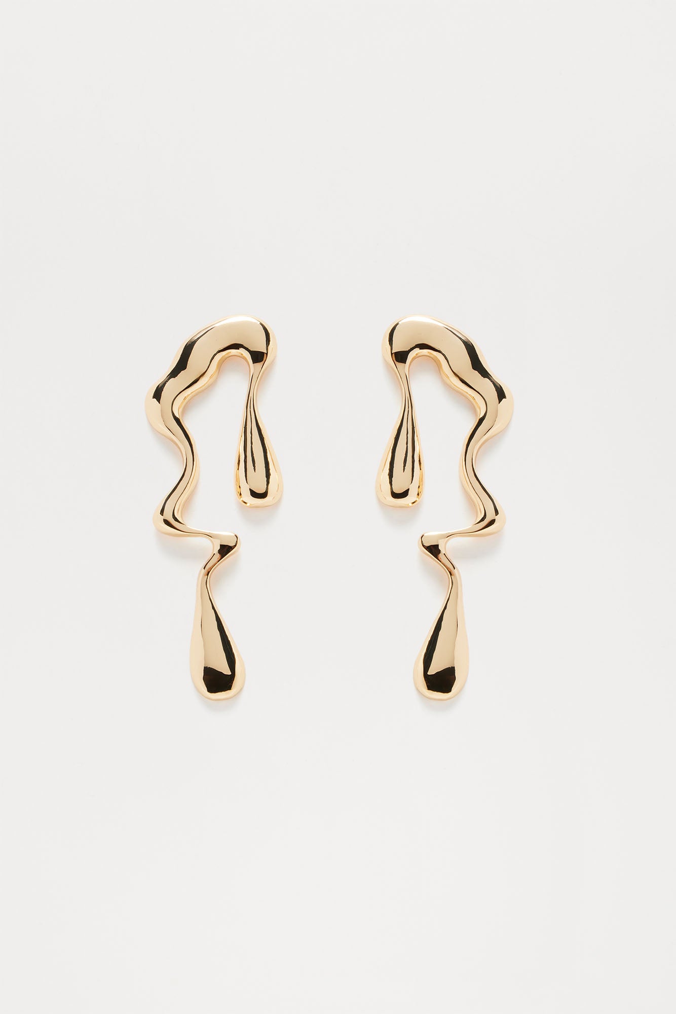 That's So Vibey Earrings - Gold