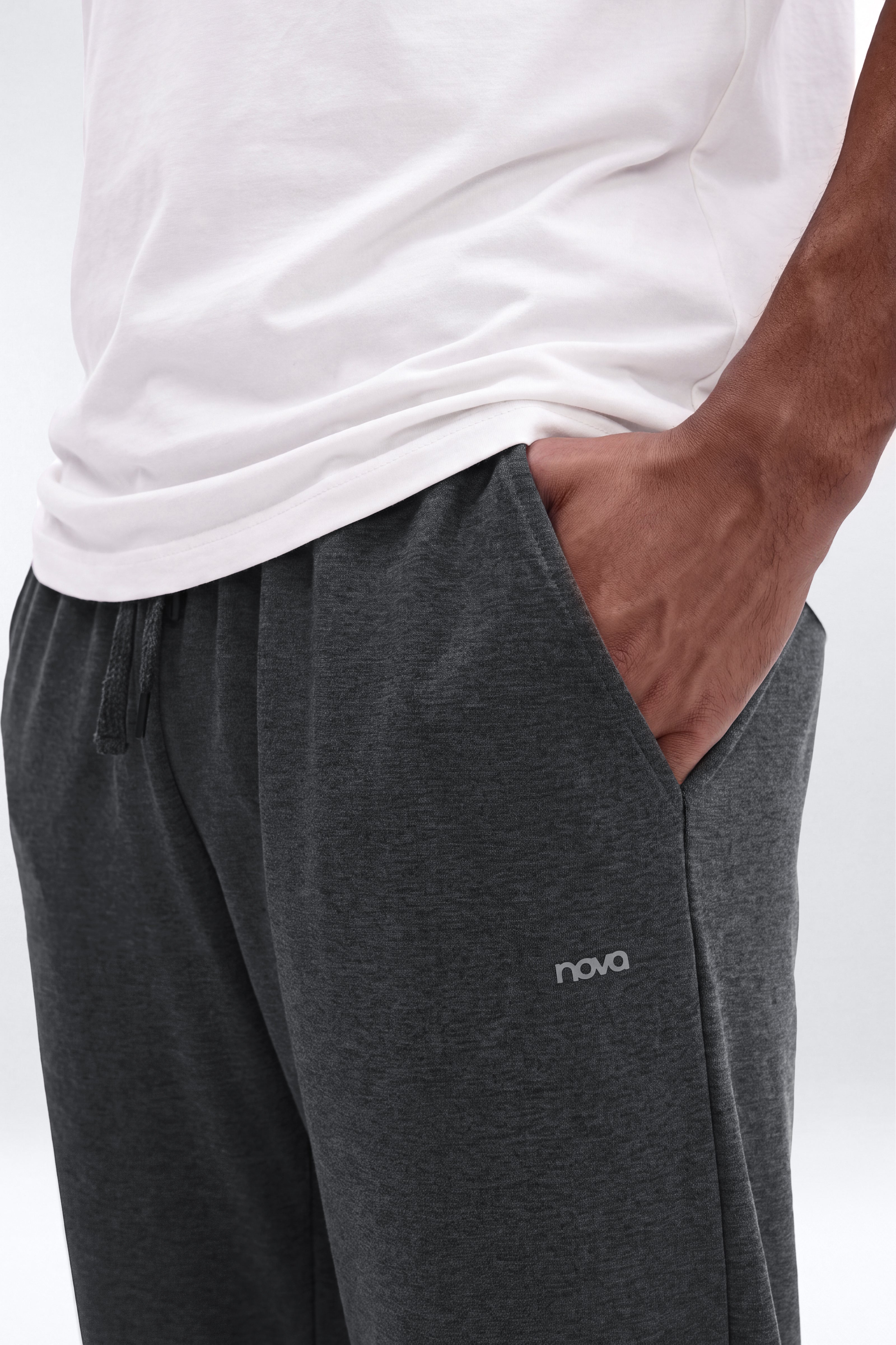 Tech Knit Straight Leg Performance Pant - Carbon