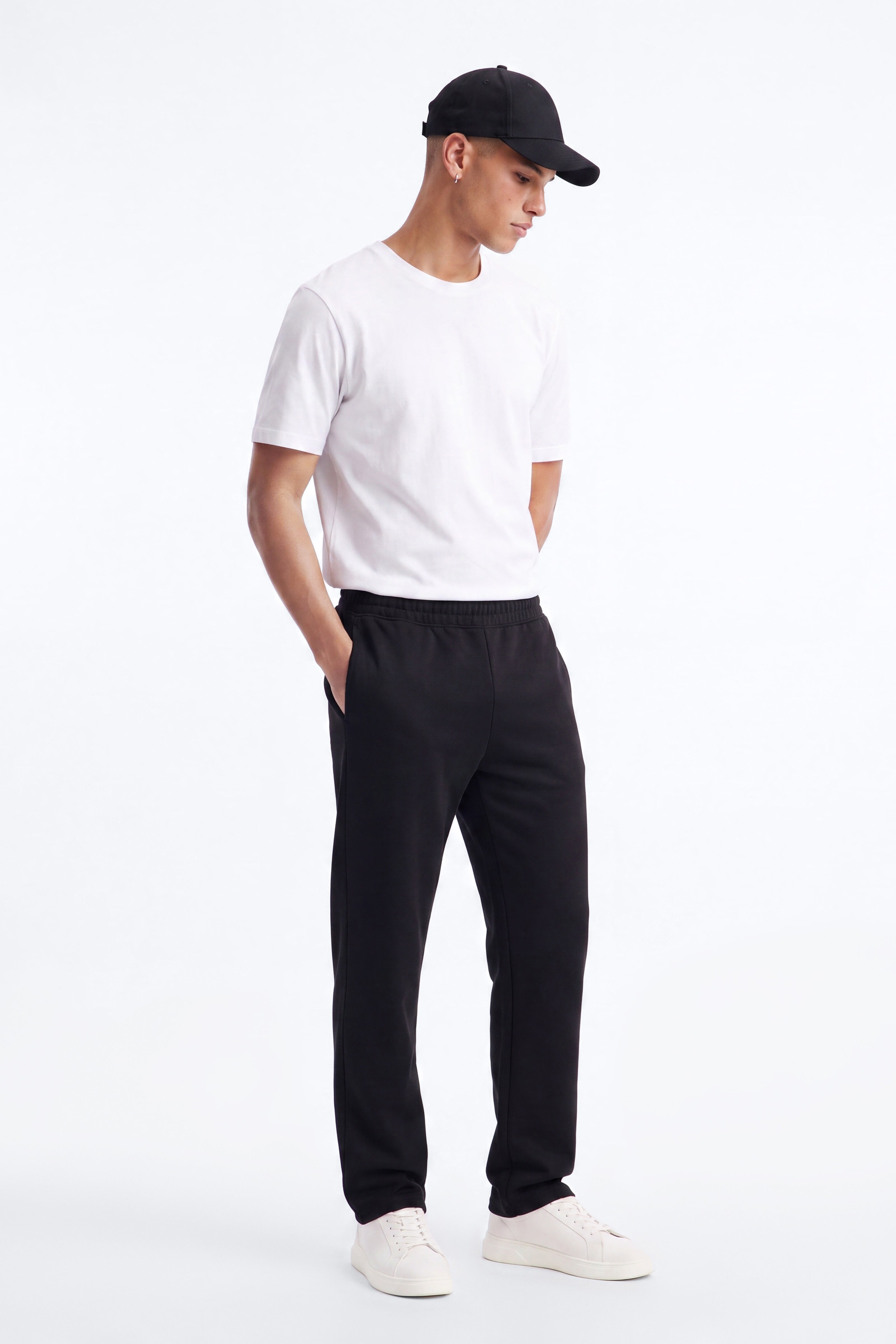 Structured Fleece Straight Sweatpant - Black