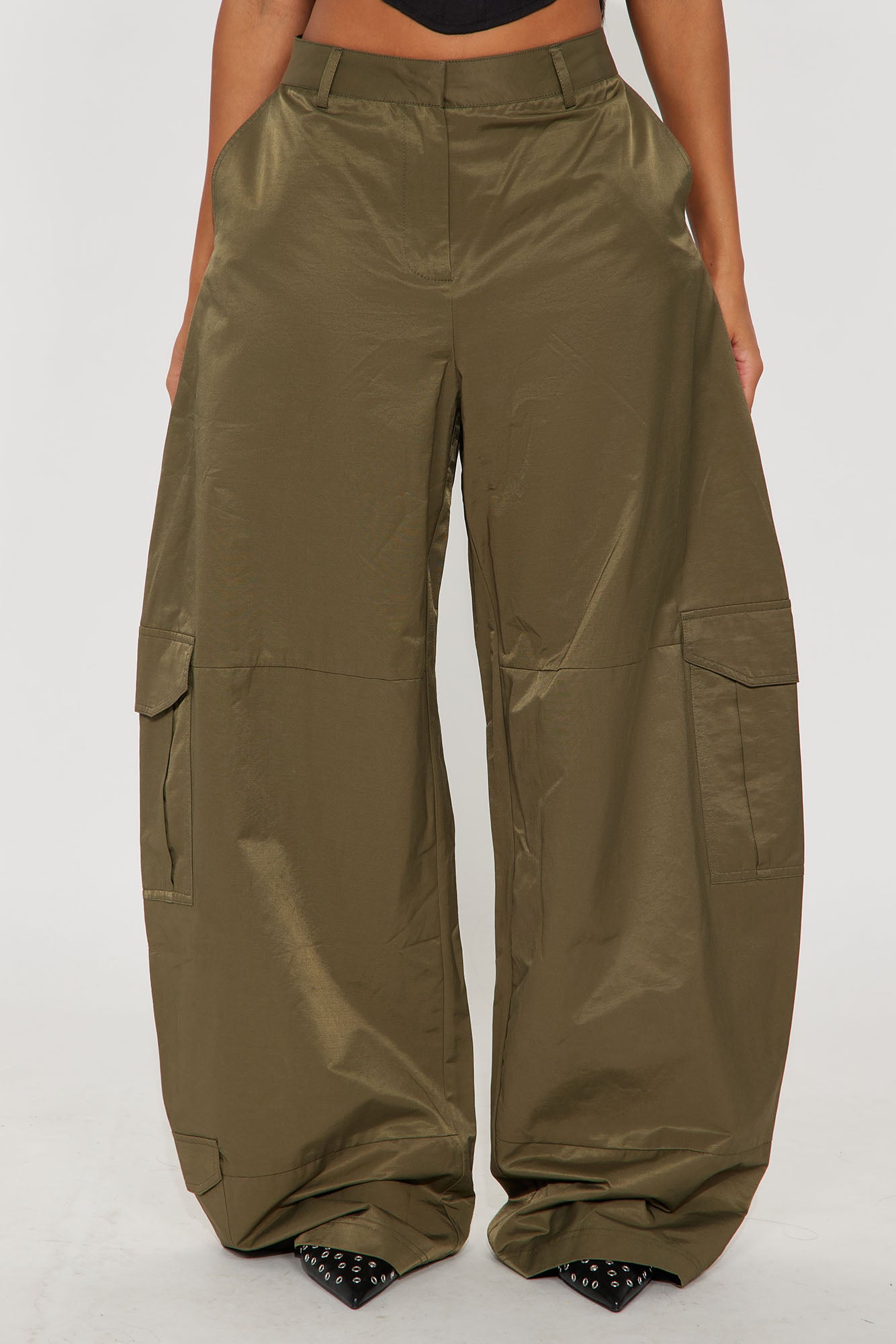Amania Windbreaker Cargo Pant - Olive