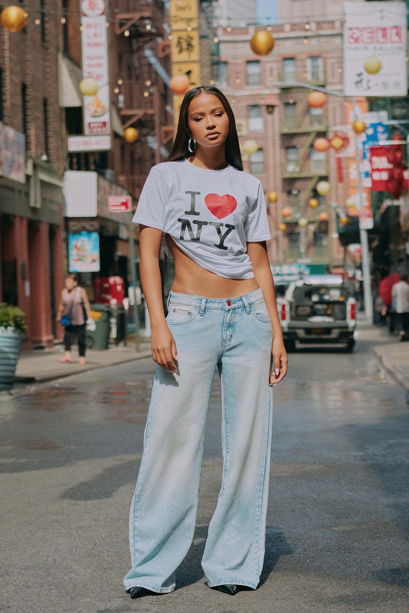 The 412 Low Rise Rigid Wide Leg Jeans - Light Wash