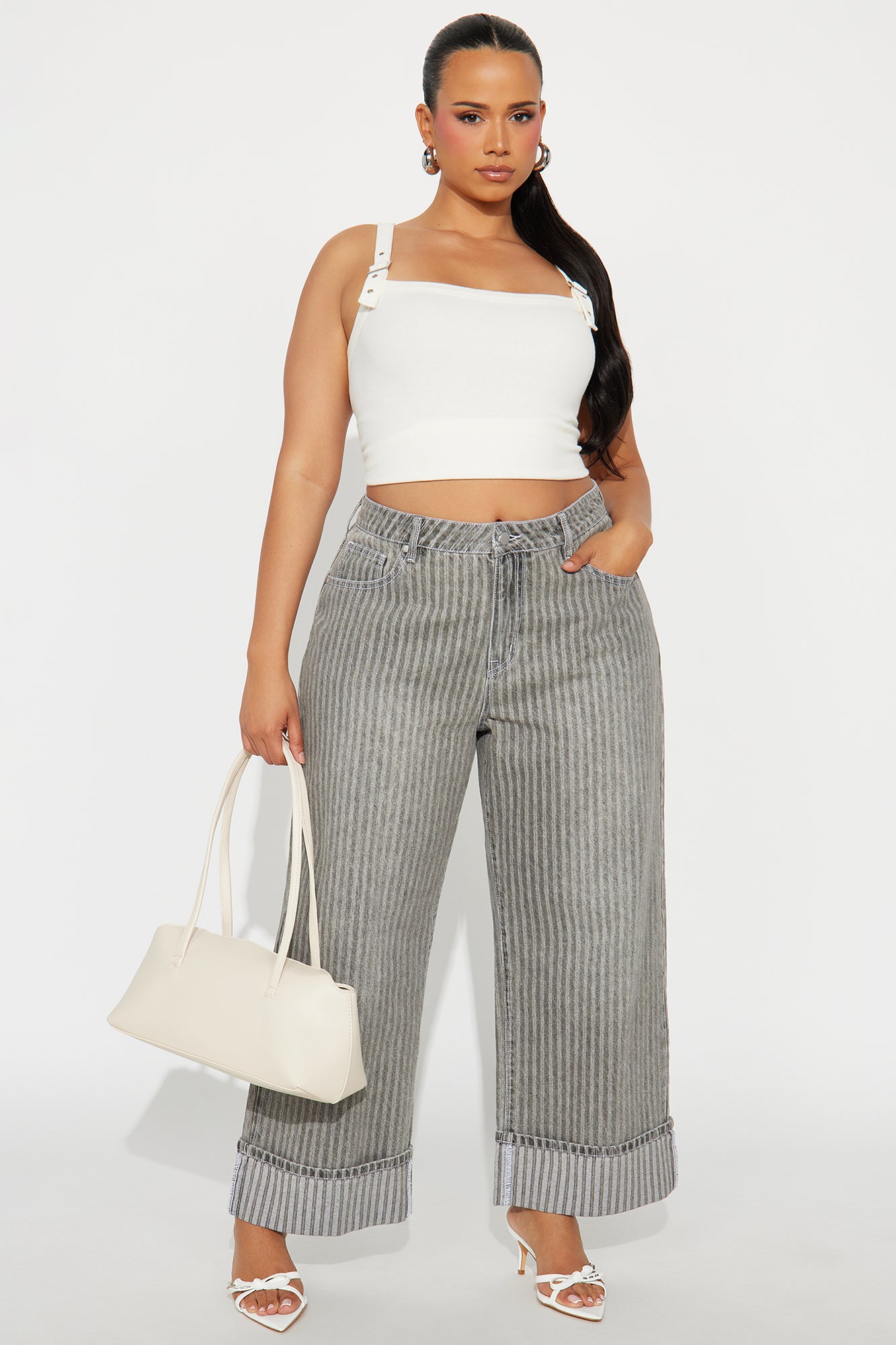 Catch Up Cuffed Wide Leg Jeans - Grey