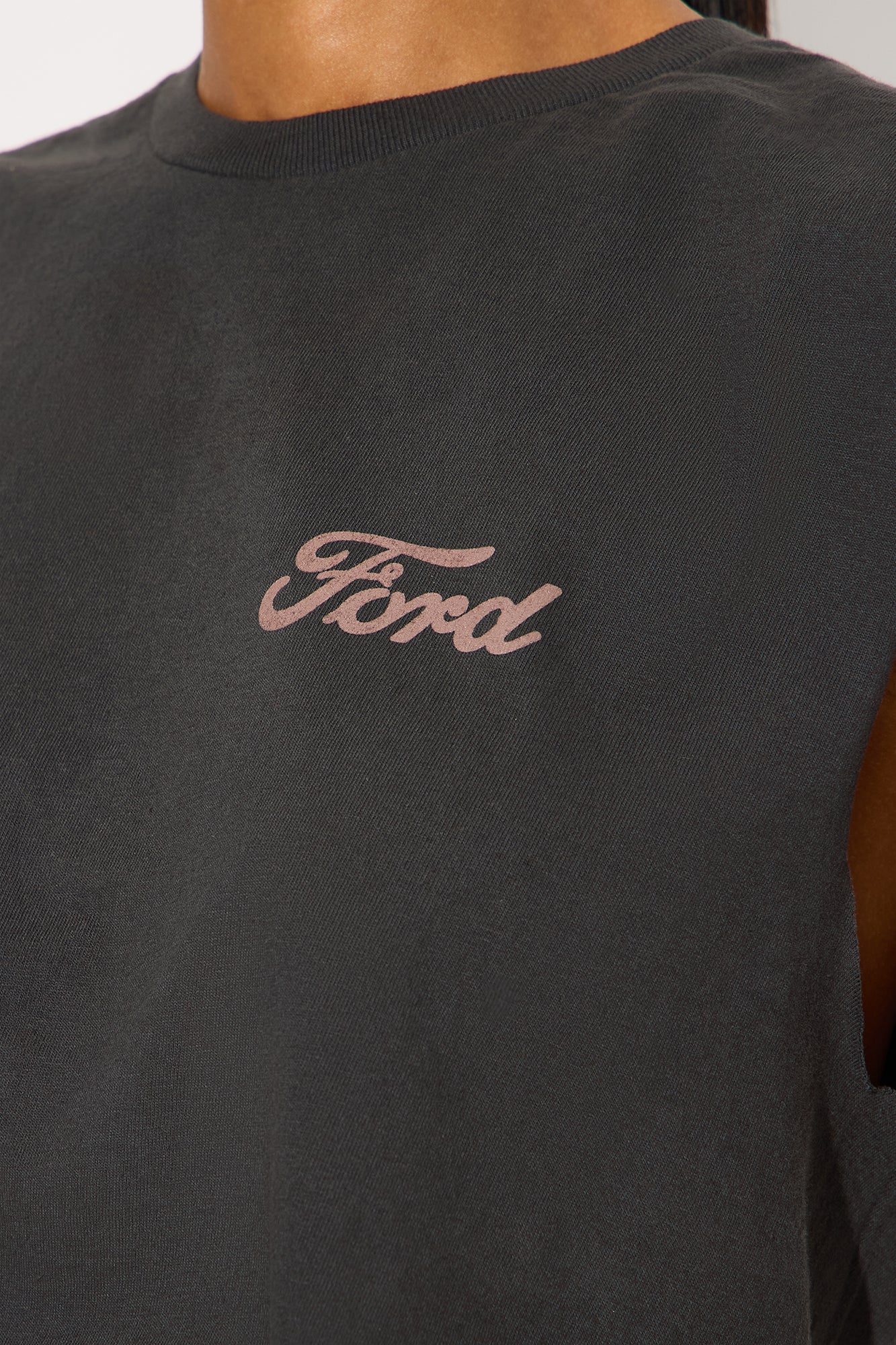 Ford Classic Cropped Muscle Tee - Black