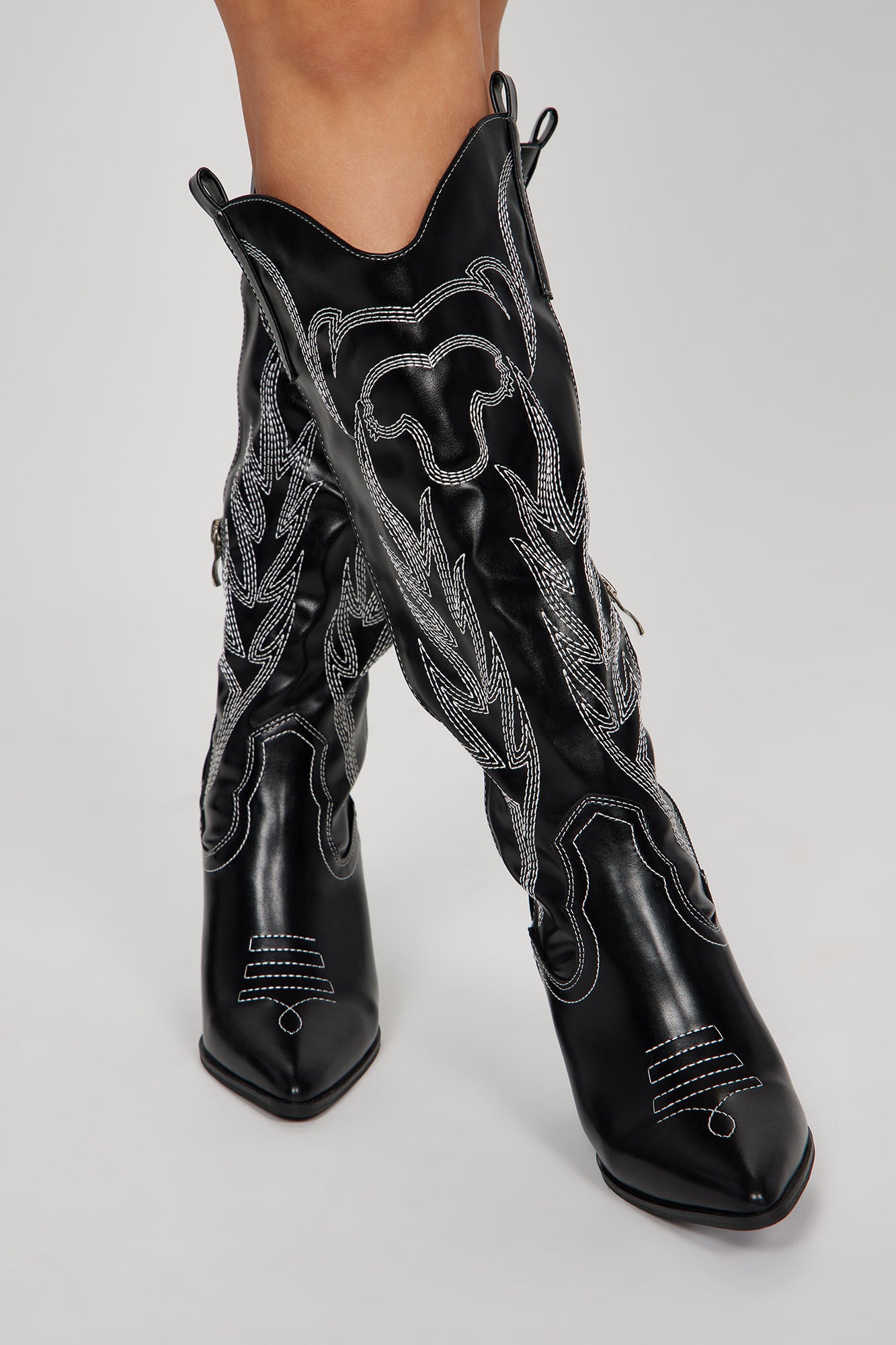 Moving Along Cowboy Boots - Black