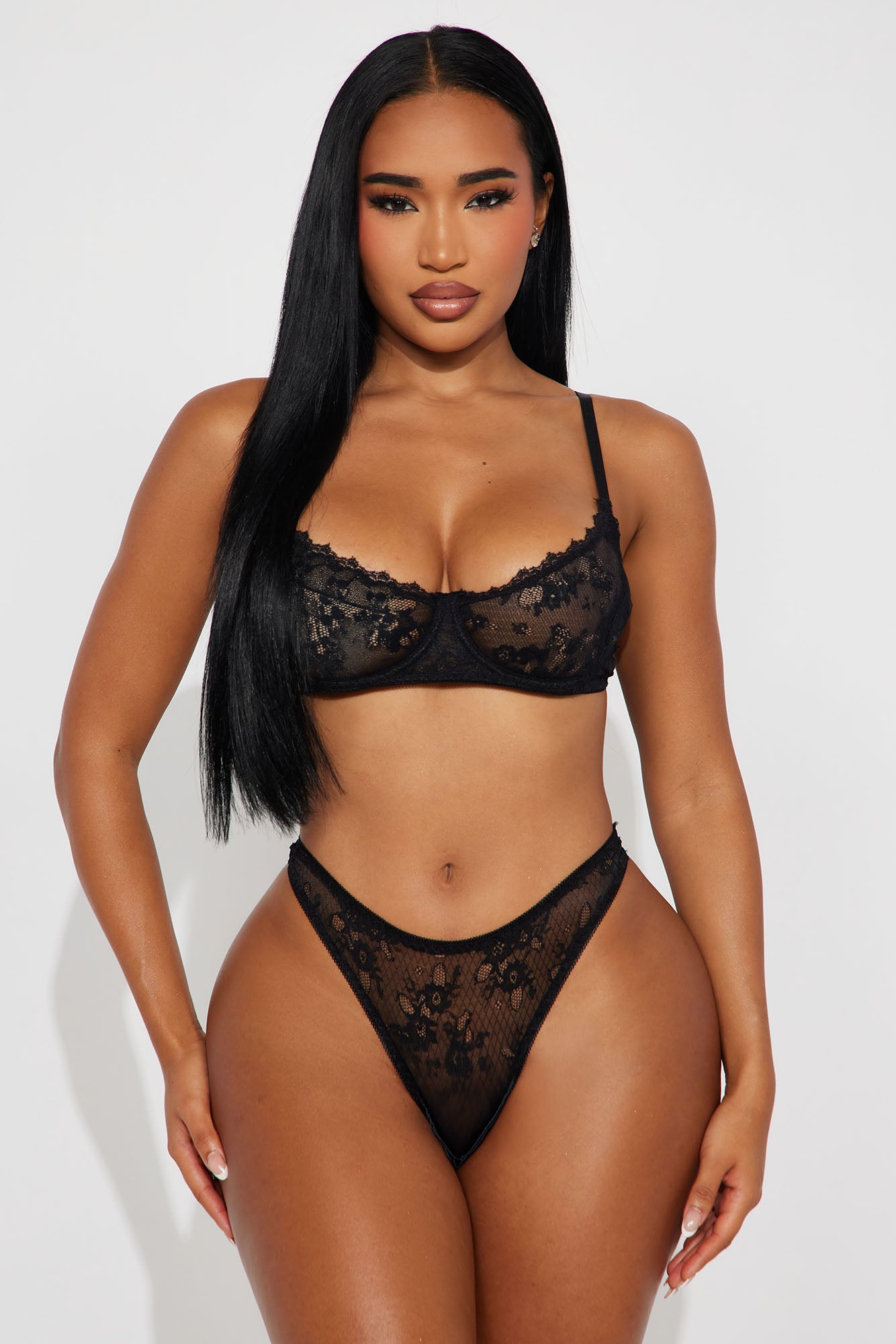 Hopeless Romantic Lace Bra And Panty 2 Piece Set - Black