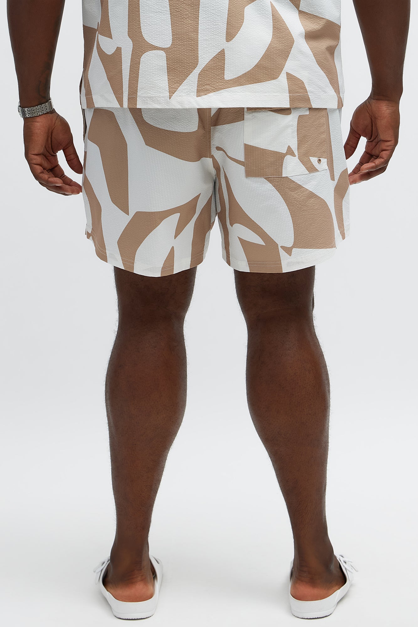 Seersucker Abstract Geo Printed Swim Trunk 6″ - Tan/Multi