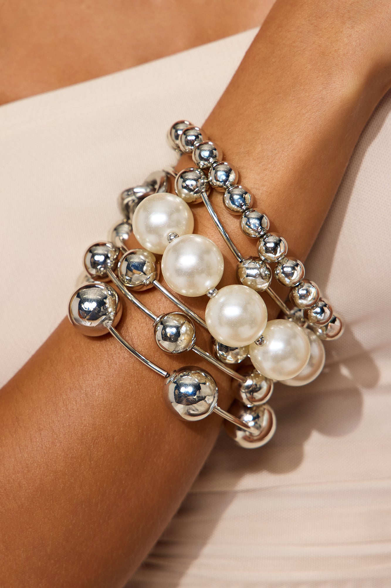 Lori Pearl Beaded 7 Piece Bracelet Set - Silver