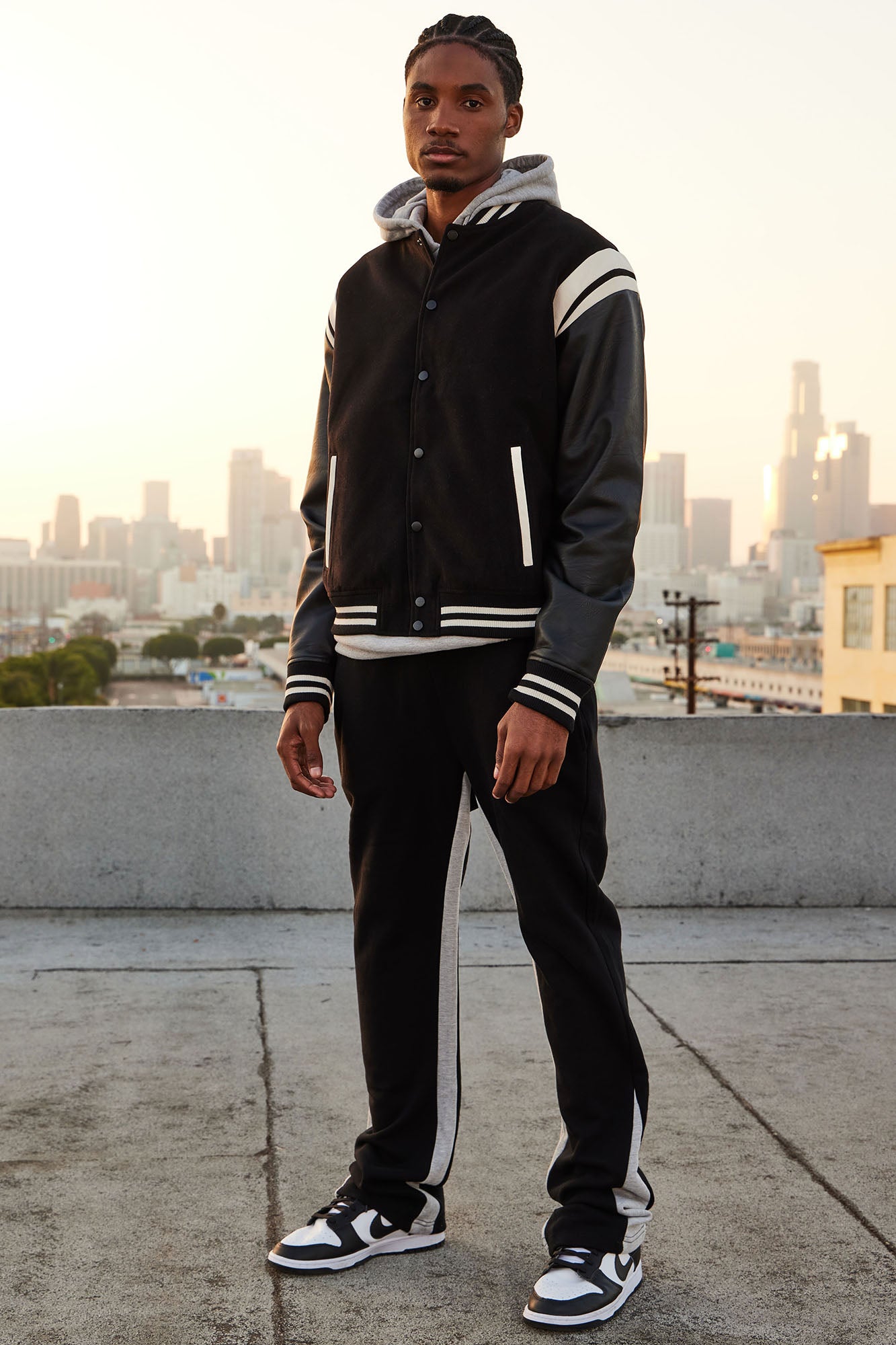 Tayson Flared Sweatpants - Black