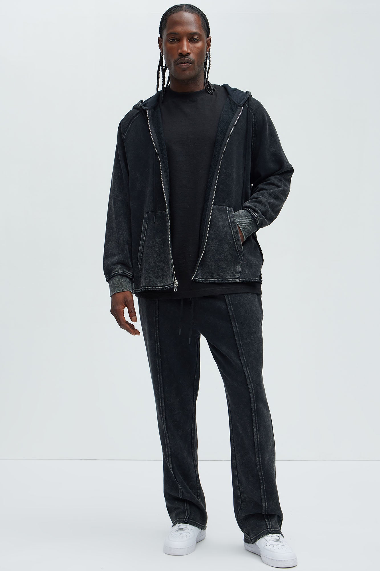 Tayson Frayed Seams Sweatpants - Black