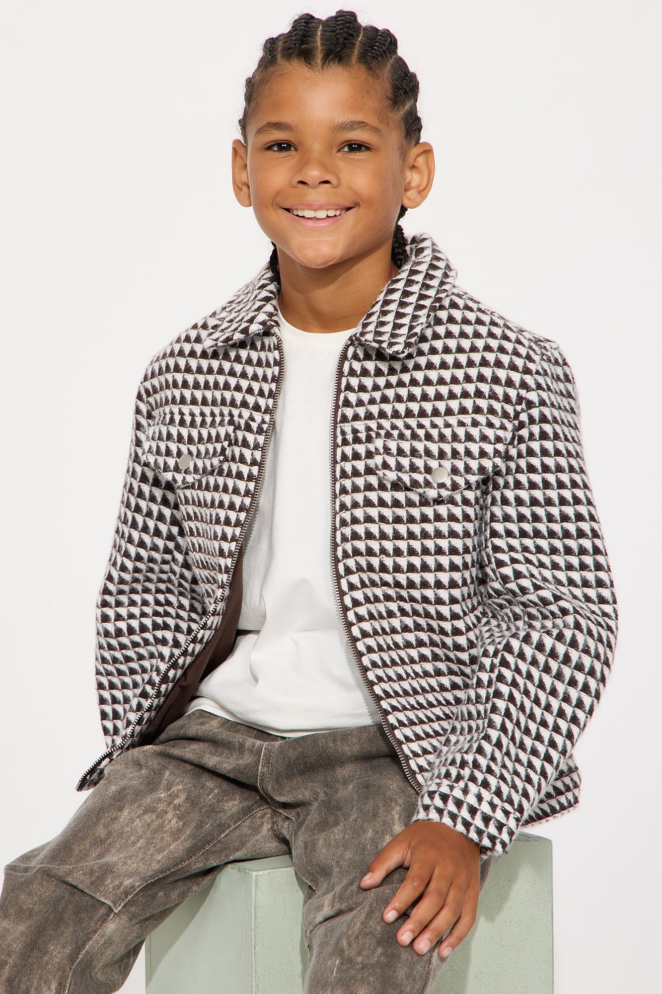 Mini Textured Geometric Zip Jacket - Brown/combo