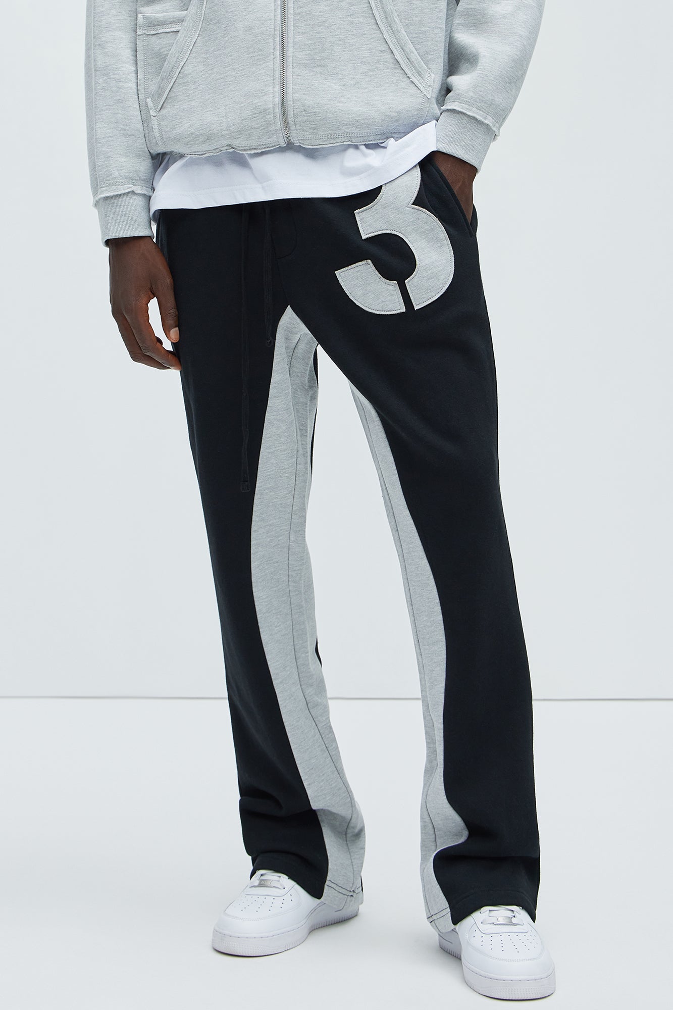 Tayson Number 3 Skinny Flare Sweatpants - Black/combo
