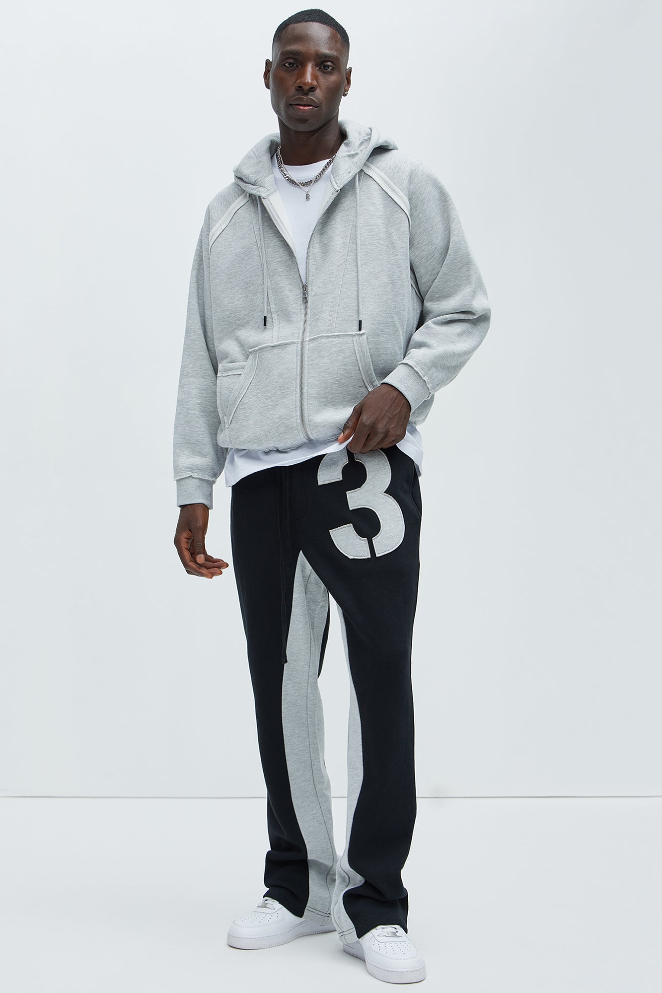 Tayson Number 3 Skinny Flare Sweatpants - Black/combo