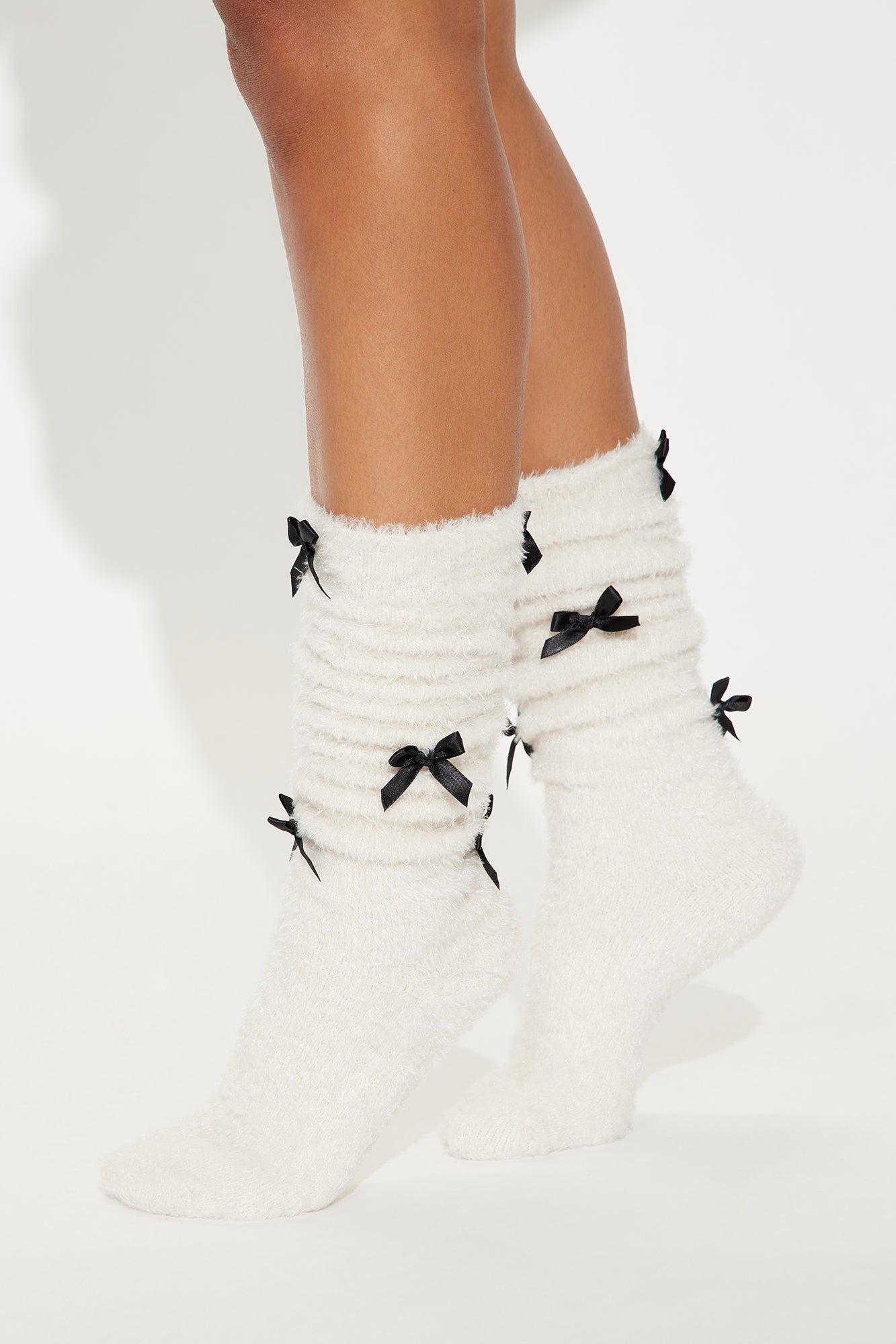 Fuzzy Bow Socks - Ivory