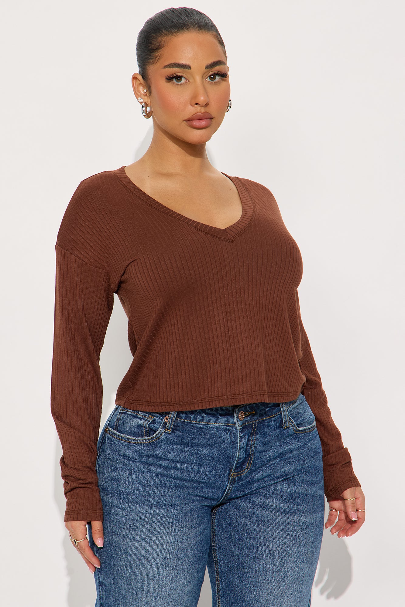 Bailey Basic V Neck Ribbed Top - Brown