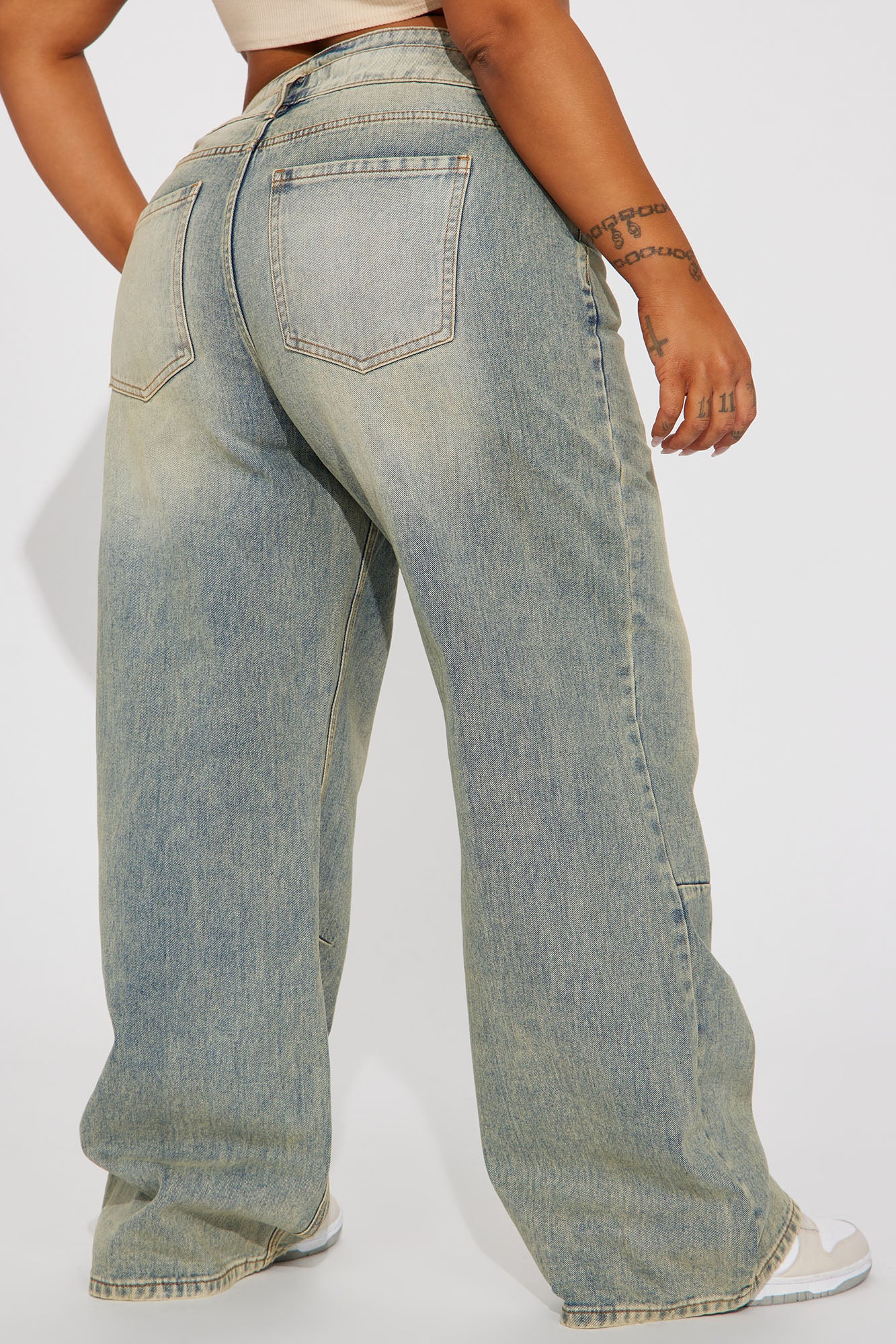 Artesia Tinted Baggy Non Stretch Jeans - Light Wash