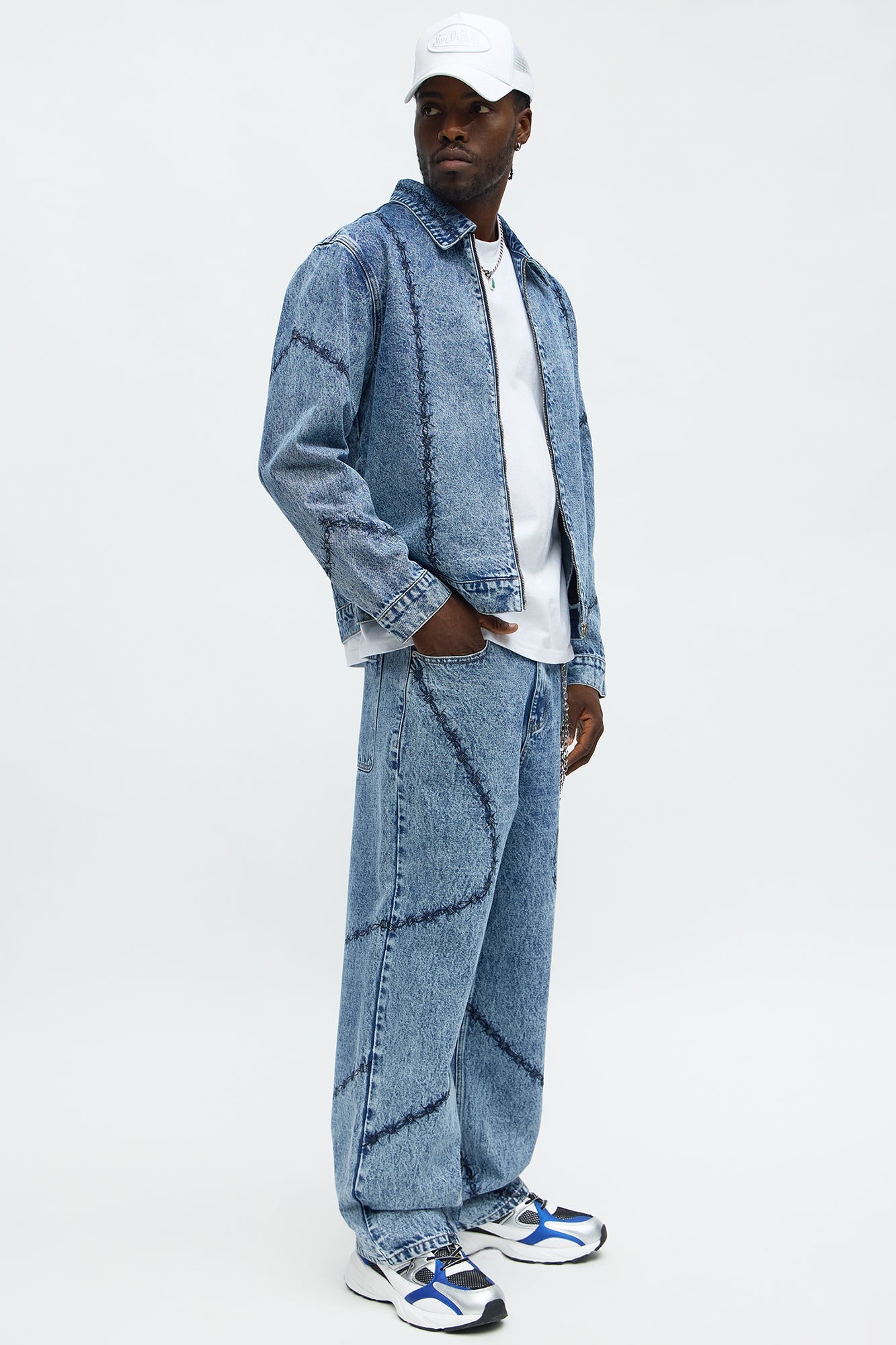 Baggy Embroidered Barbwire Jean - Medium Blue Wash