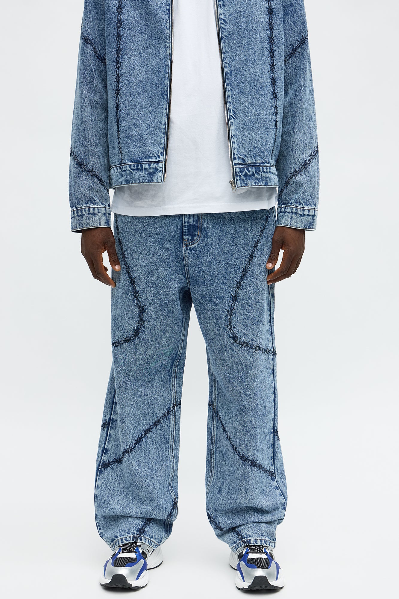 Baggy Embroidered Barbwire Jean - Medium Blue Wash