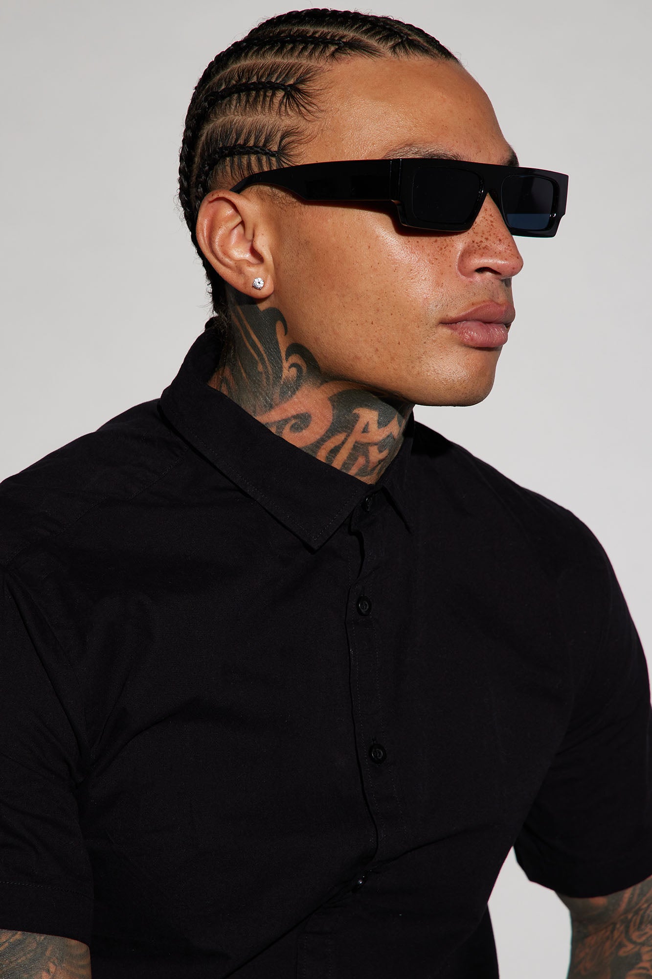 New World Sunglasses - Black