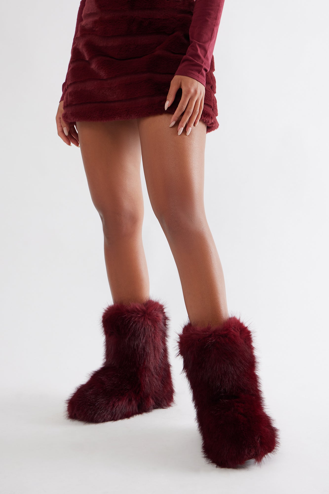 Chilly Days Booties - Burgundy