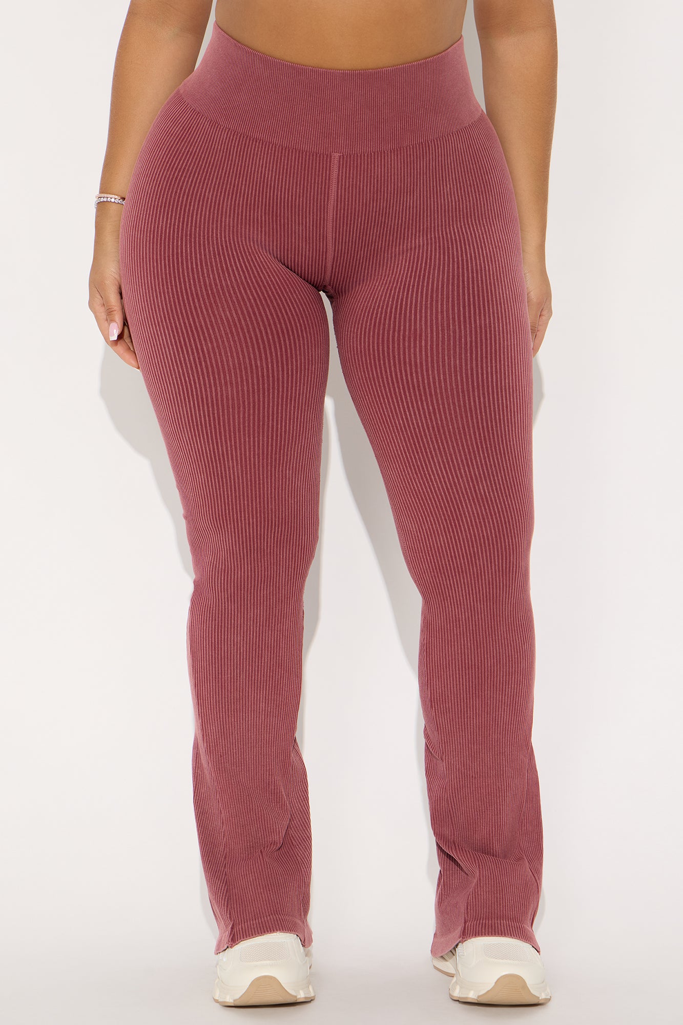 Mia Ribbed Seamless Flare Pant - Sangria