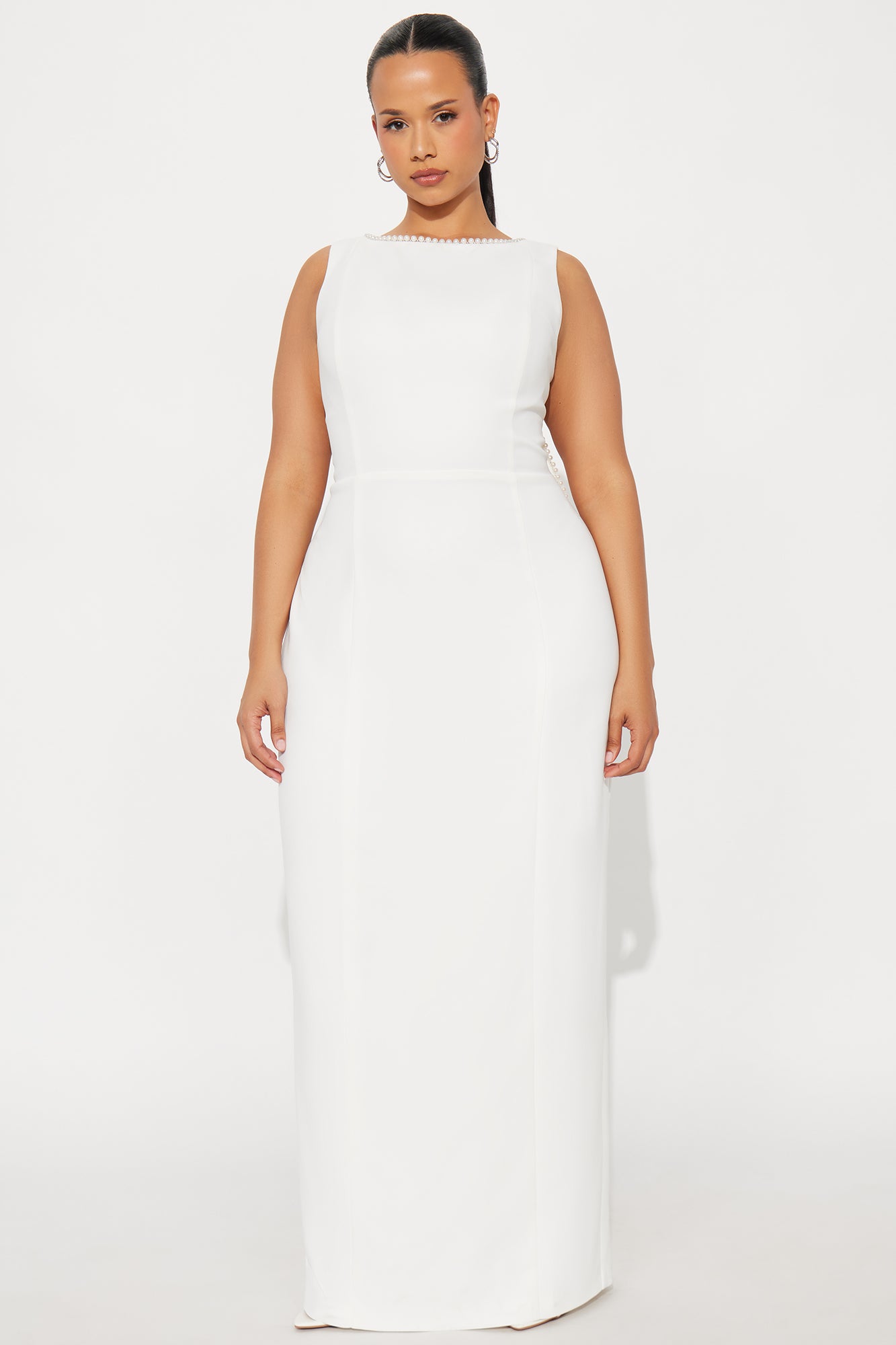 Elegant And Elevated Bow Gown - White