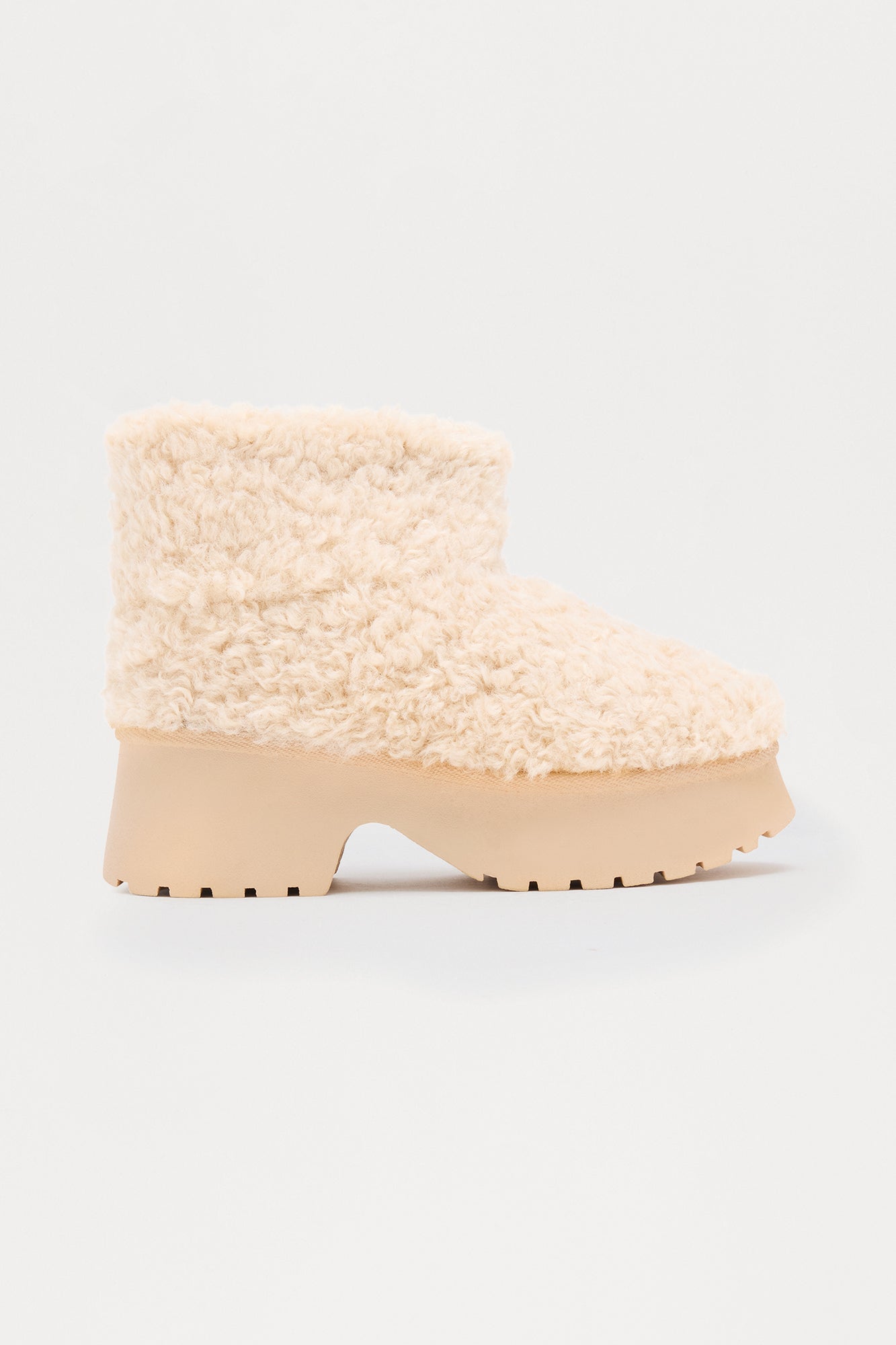 Ski Lodge Platform Booties - Cream
