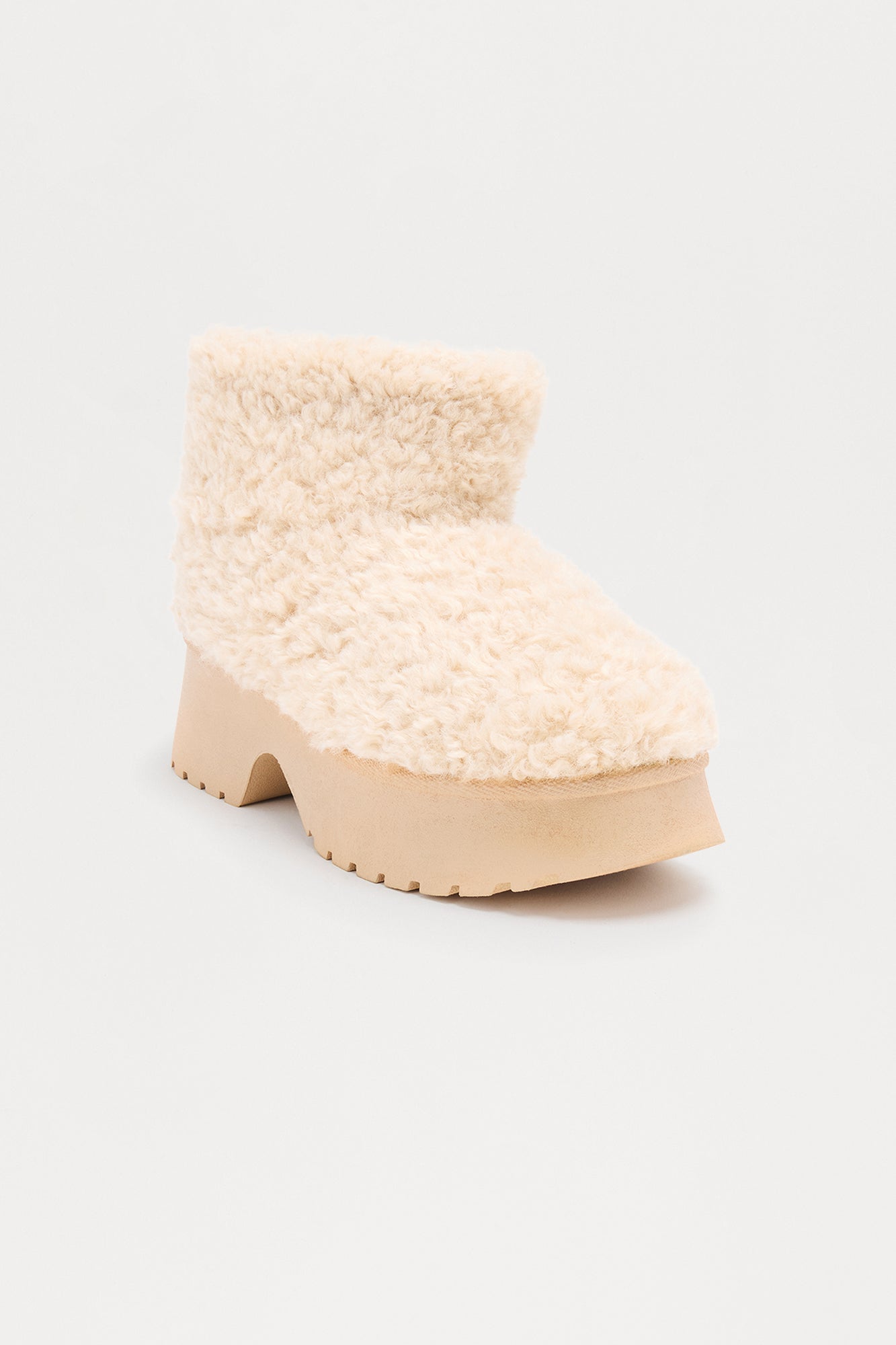 Ski Lodge Platform Booties - Cream