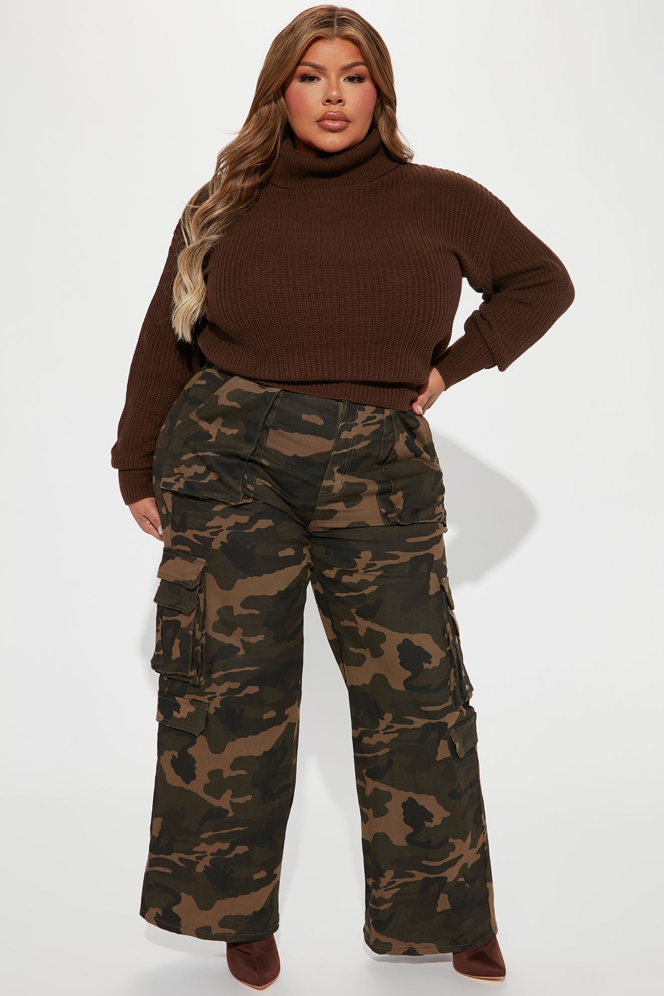 Roll With The Flow Turtleneck Sweater - Chocolate