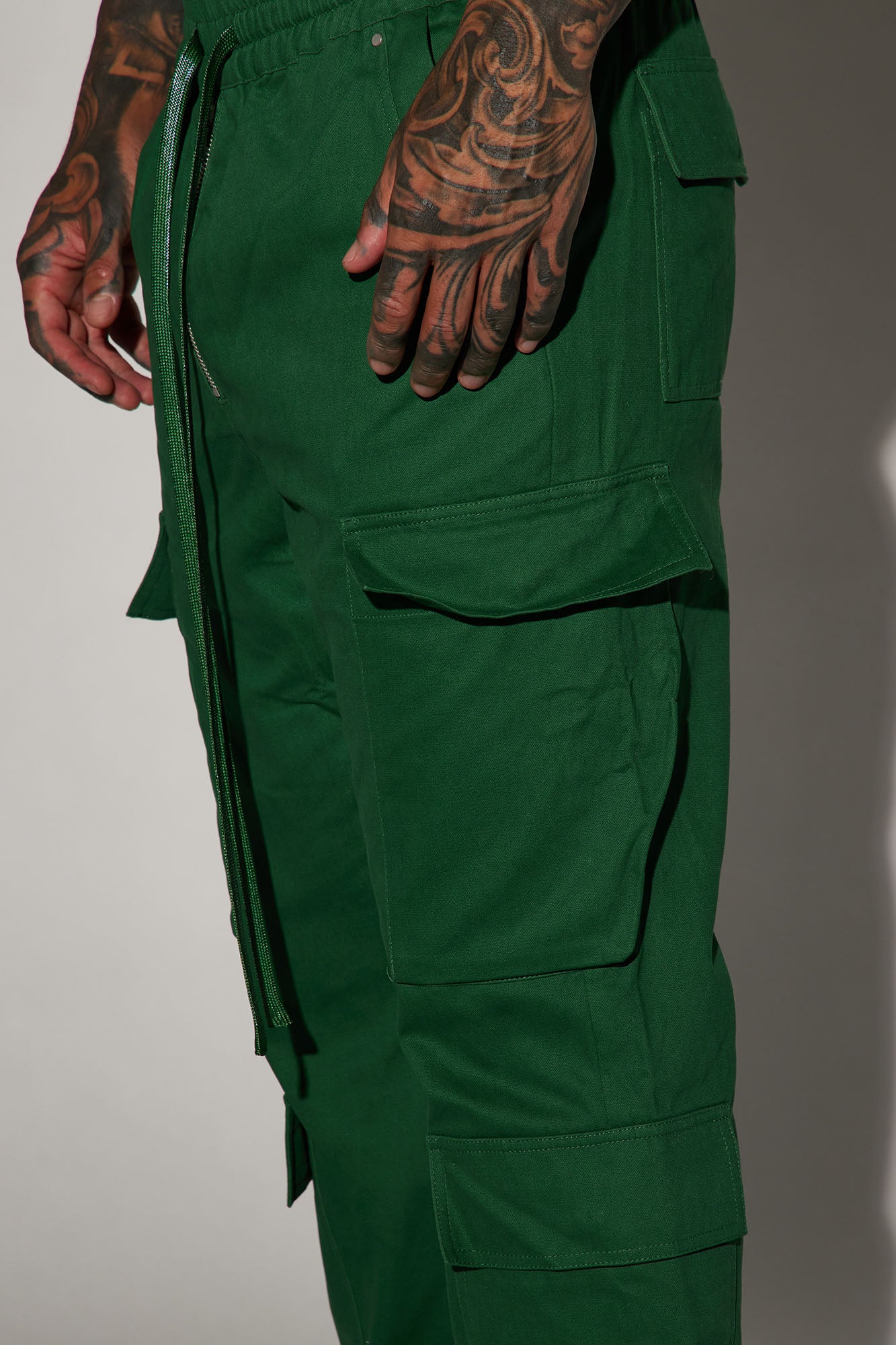 Alisos Twill Slim Flare Cargo Pants - Hunter