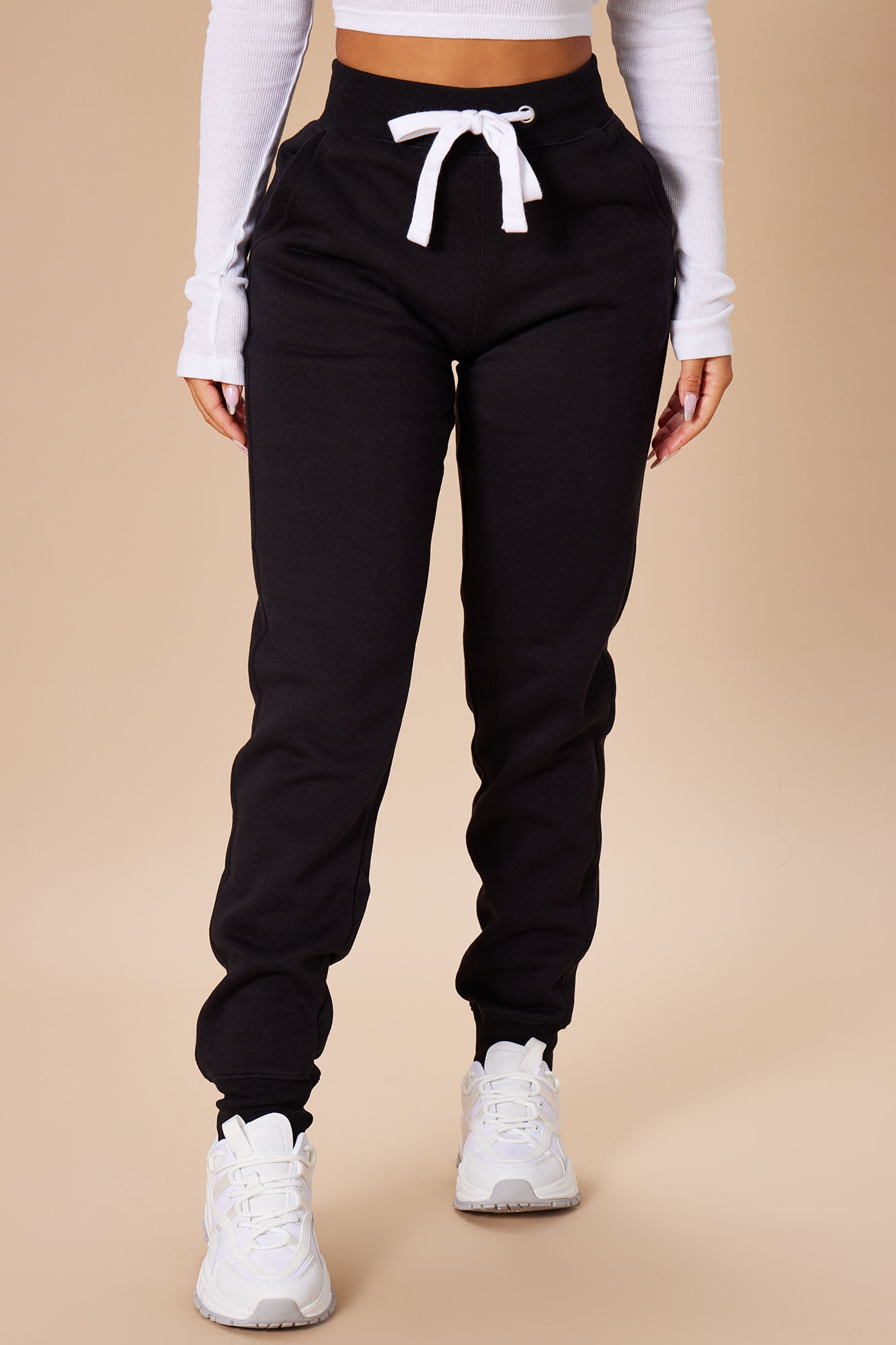 Relaxed Vibe Joggers - Black