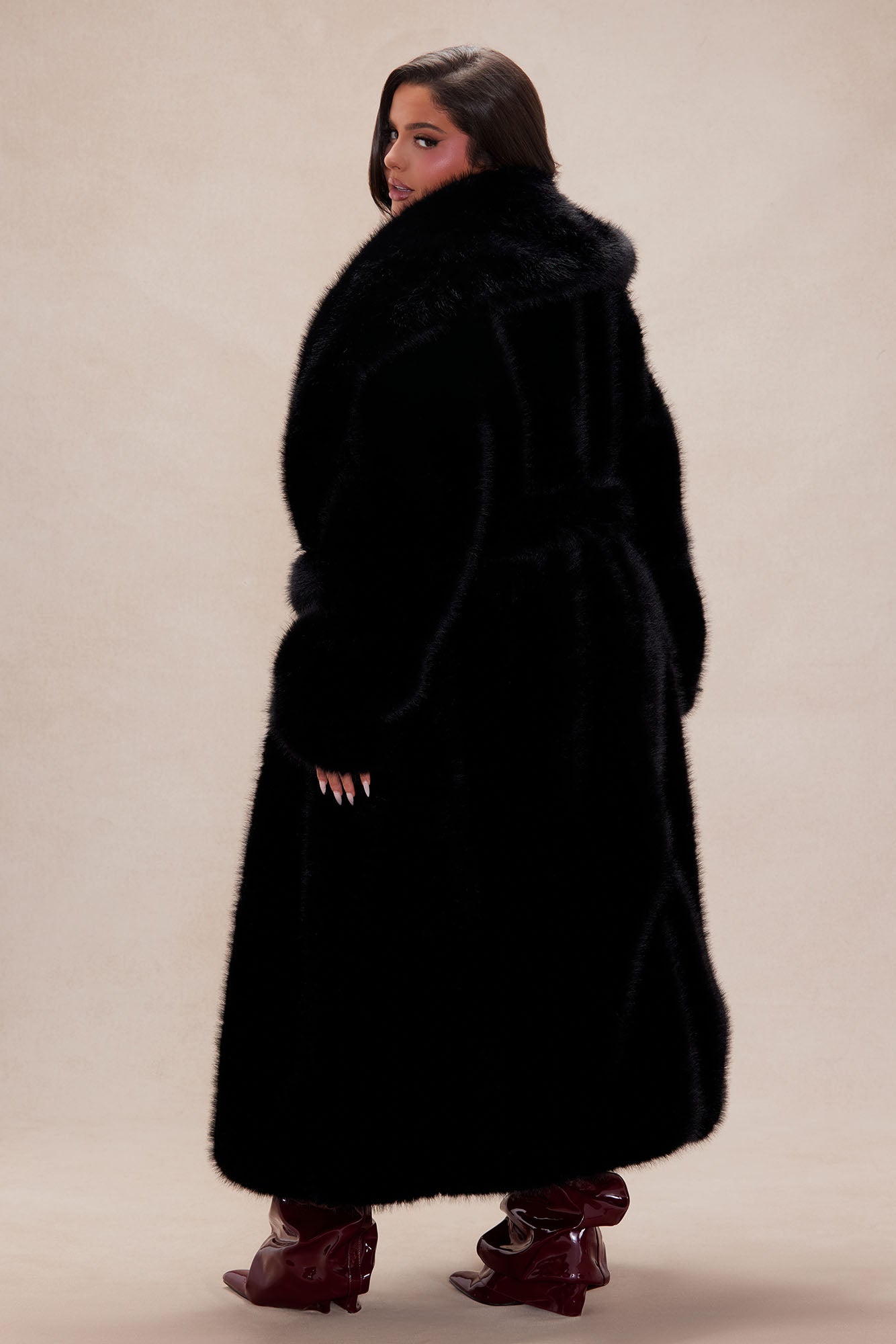 Madison Faux Fur Coat - Black