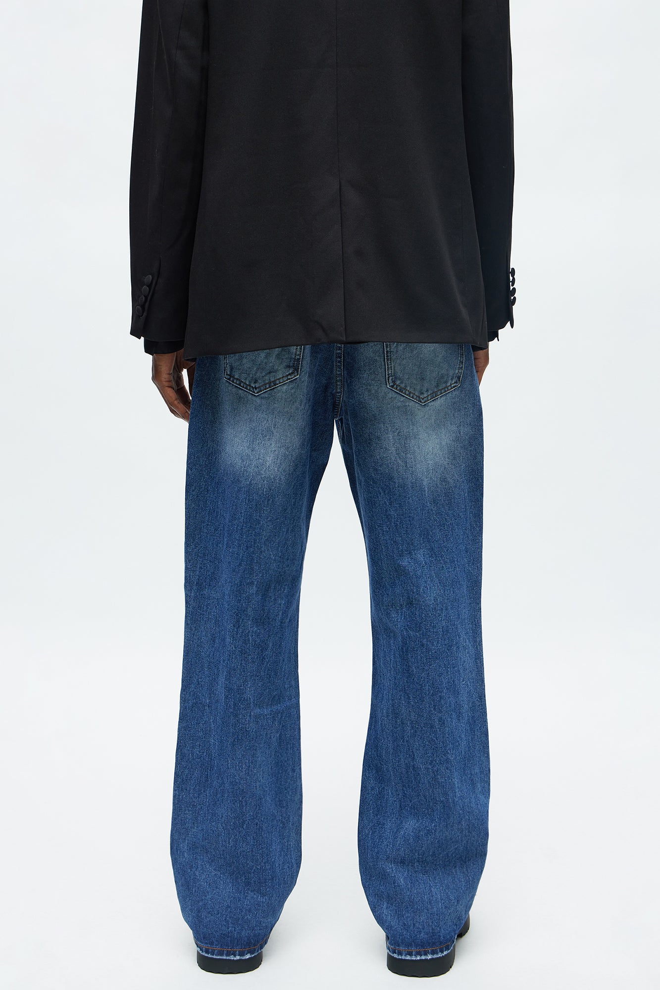 Straight Flare Vintage London Jean - Medium Blue Wash