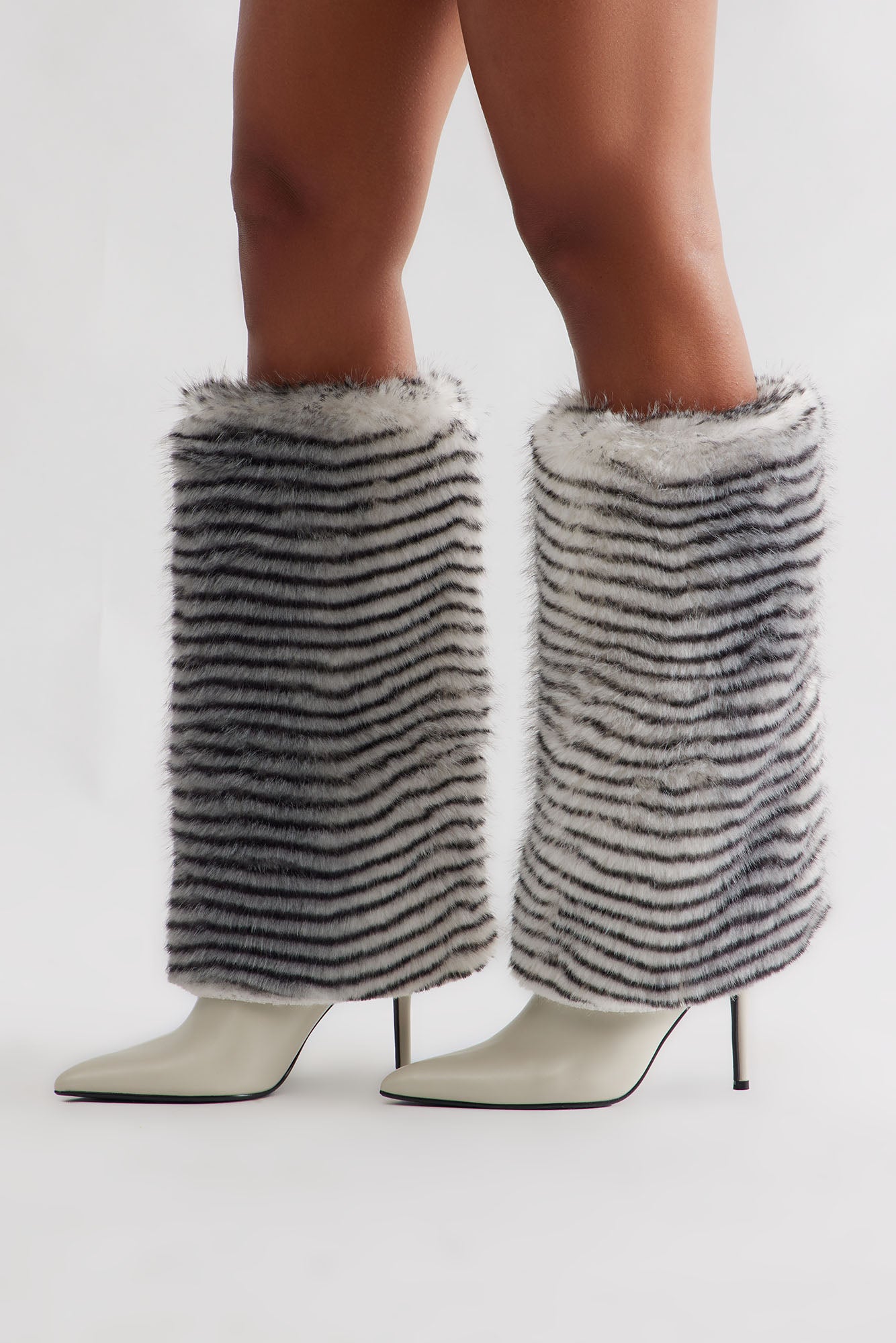 Romi Faux Fur Overlay Boots - White/combo