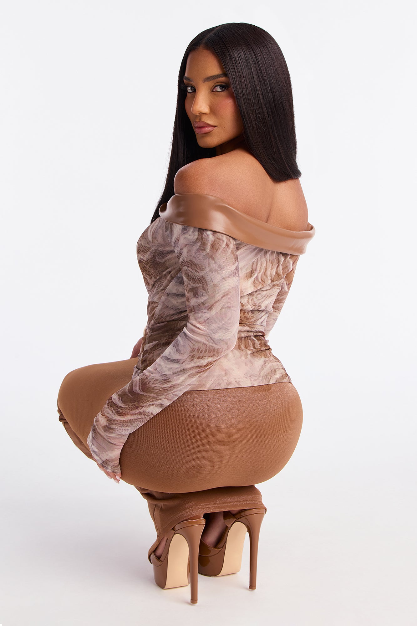 Lowri Mesh Off Shoulder Top - Brown/combo