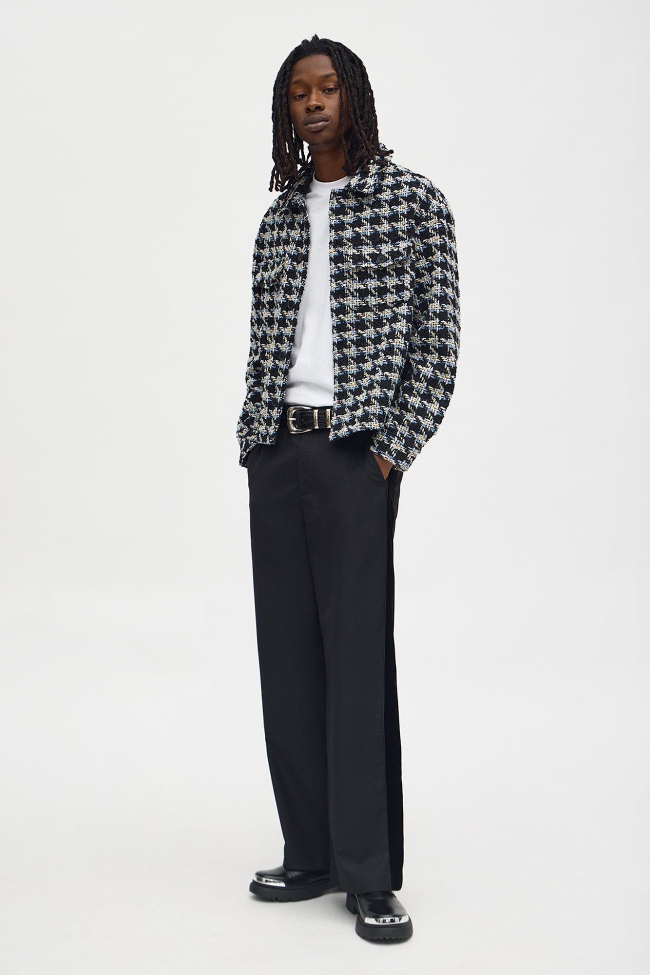 Cropped Textured Boucle Houndstooth Shacket - Black