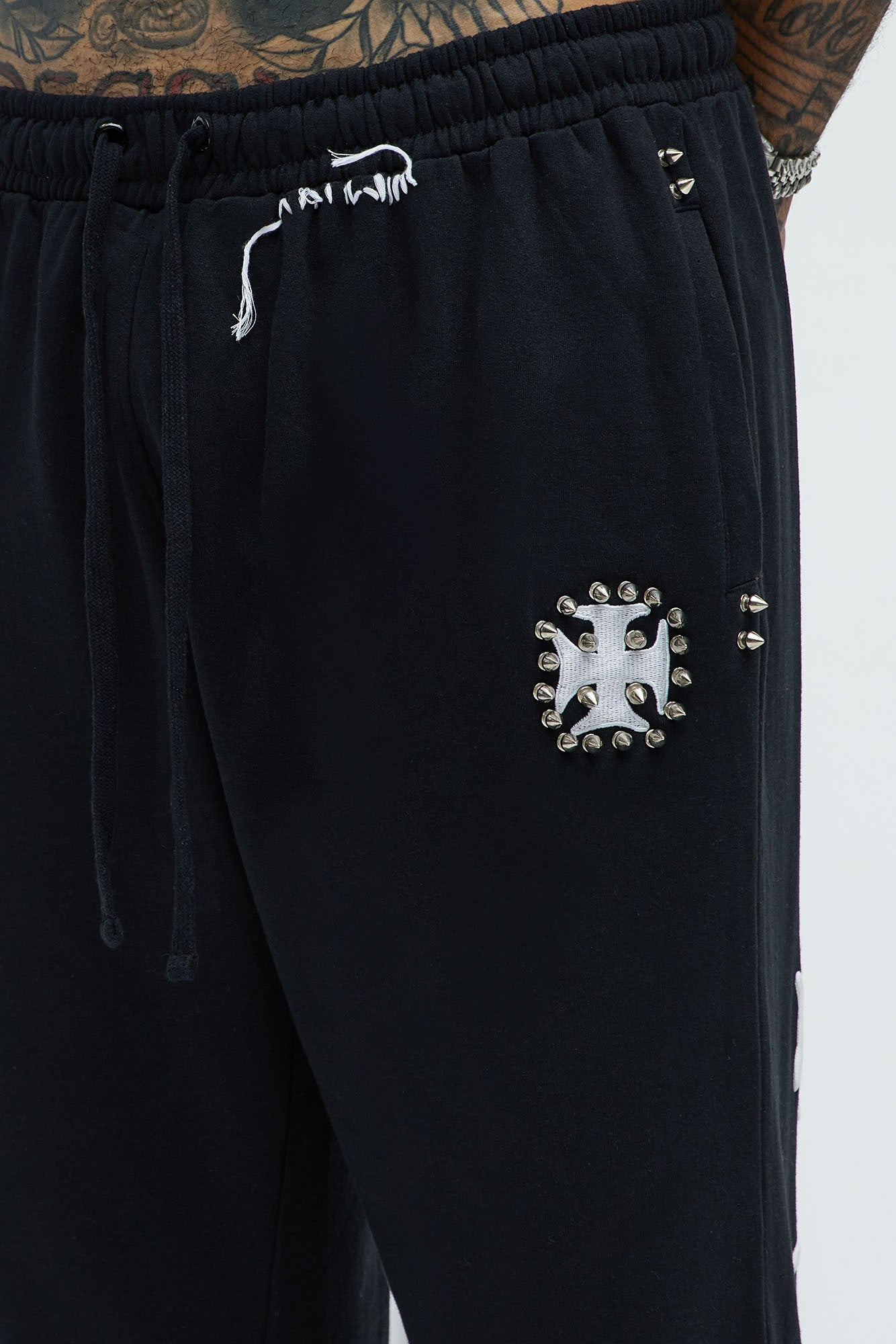 Stars Align Jogger - Black