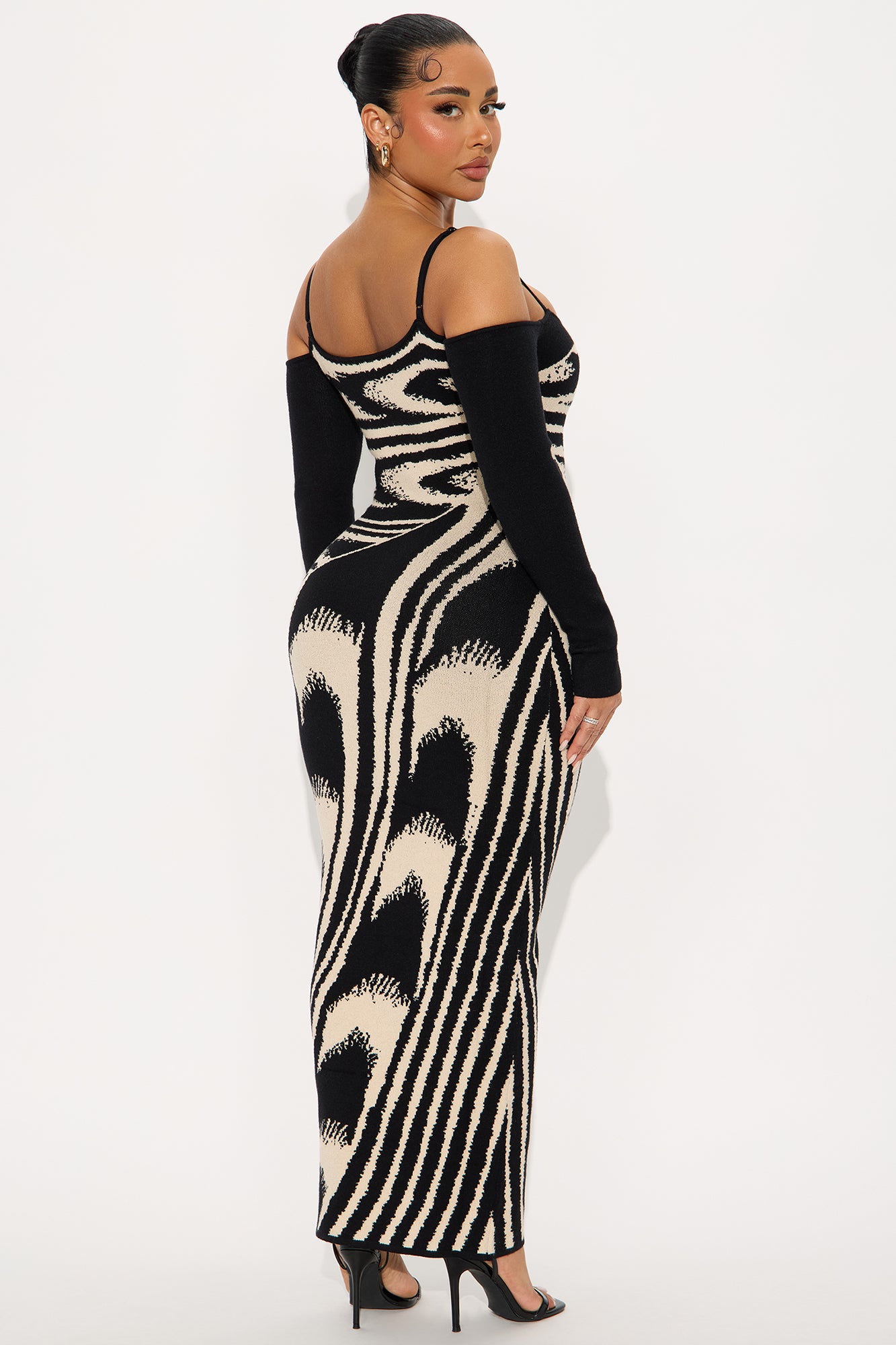 Talking Sweet Sweater Maxi Dress - Black/combo