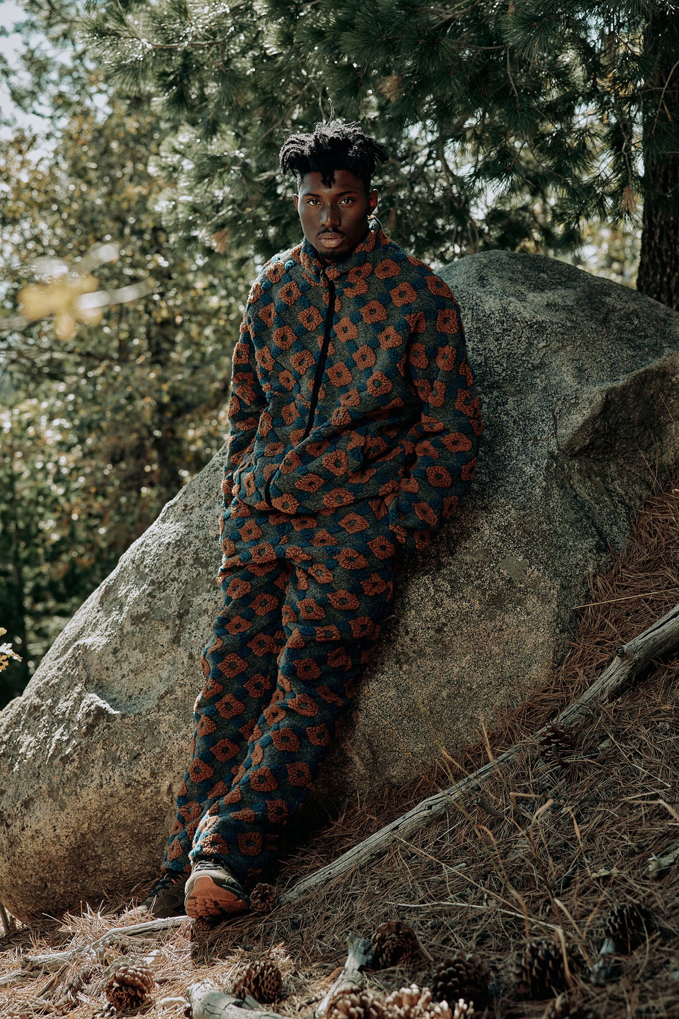 Straight Floral Sherpa Pant - Grey