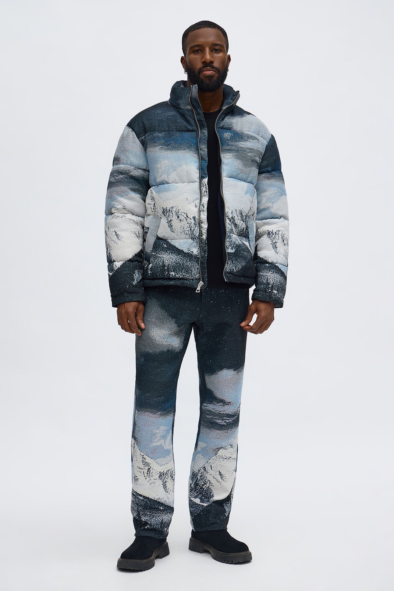 Cabin Escape Tapestry Puffer Jacket - Navy