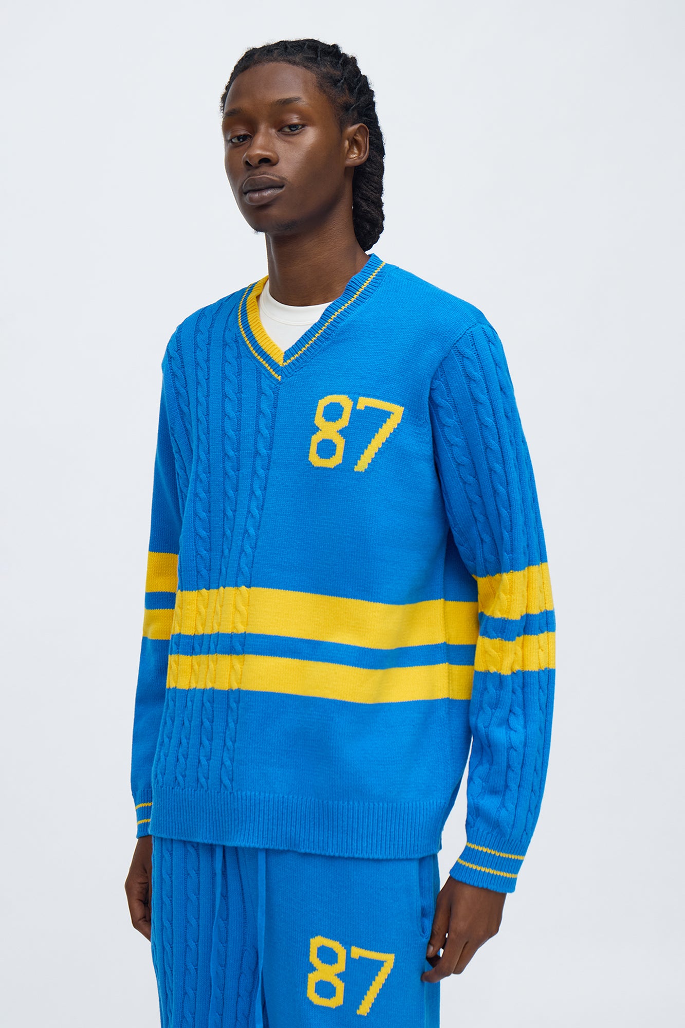 Preppy Life V Neck Sweater - Blue/combo